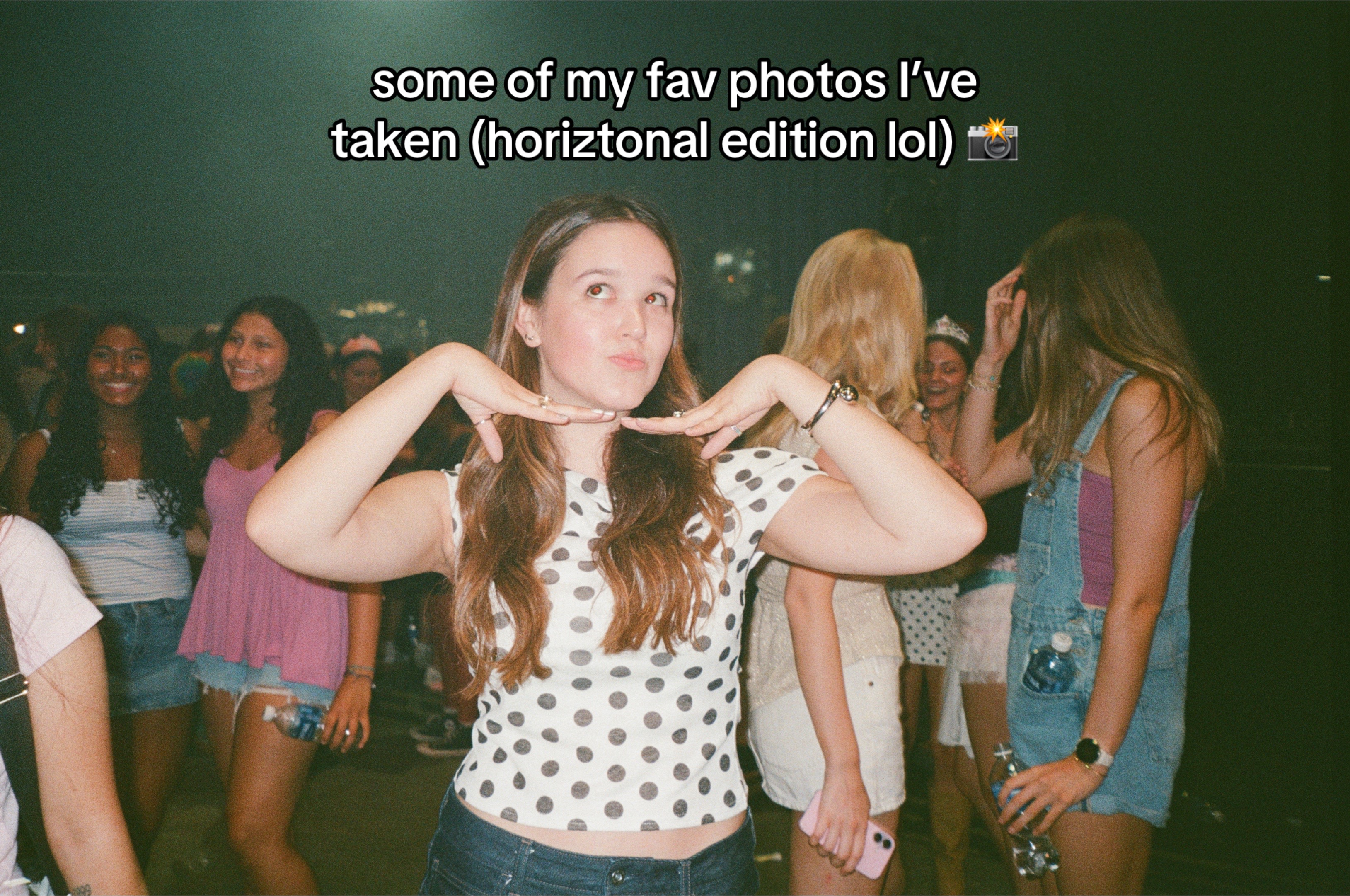 @claire | live music photog