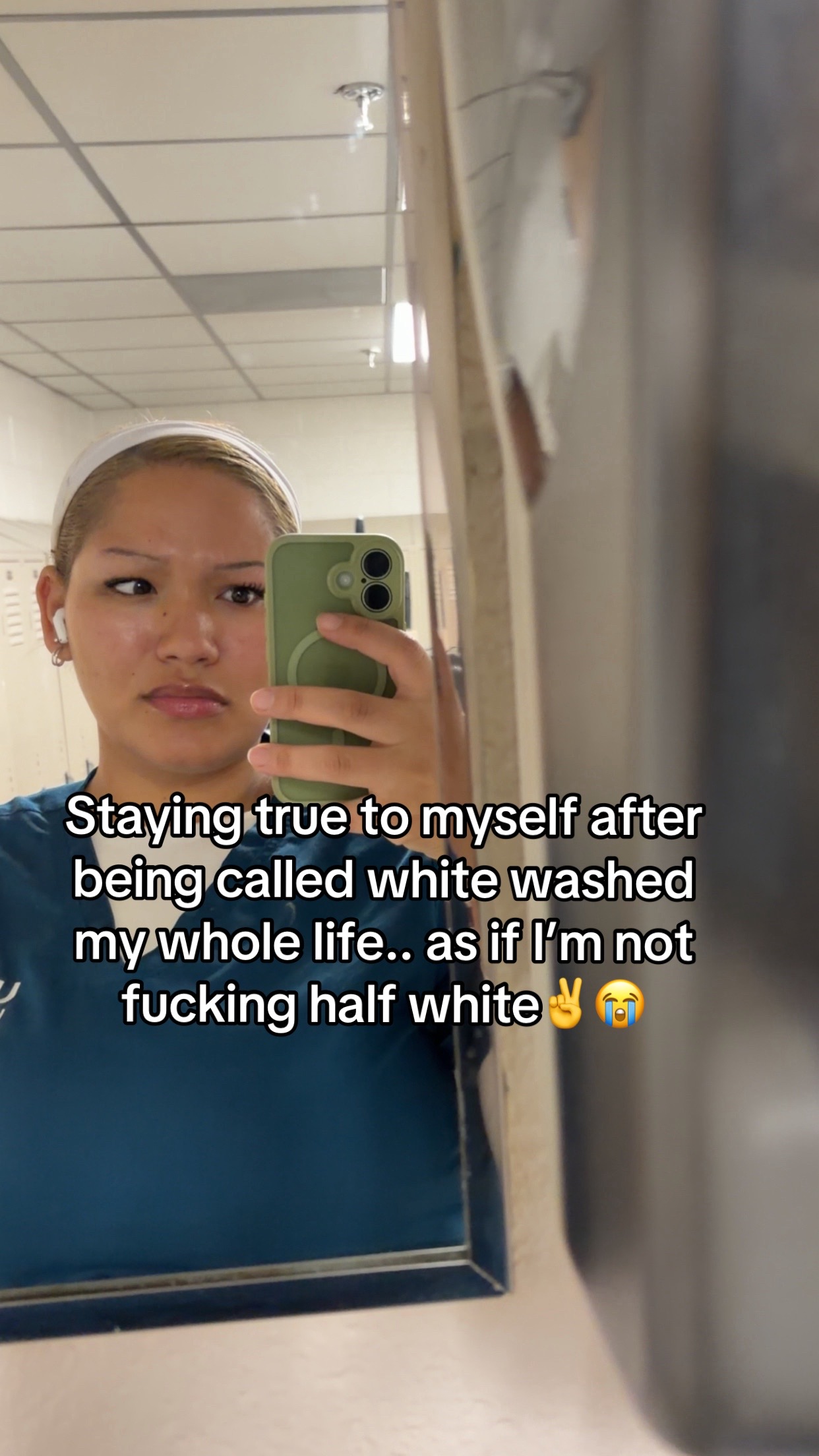 @ariella renee