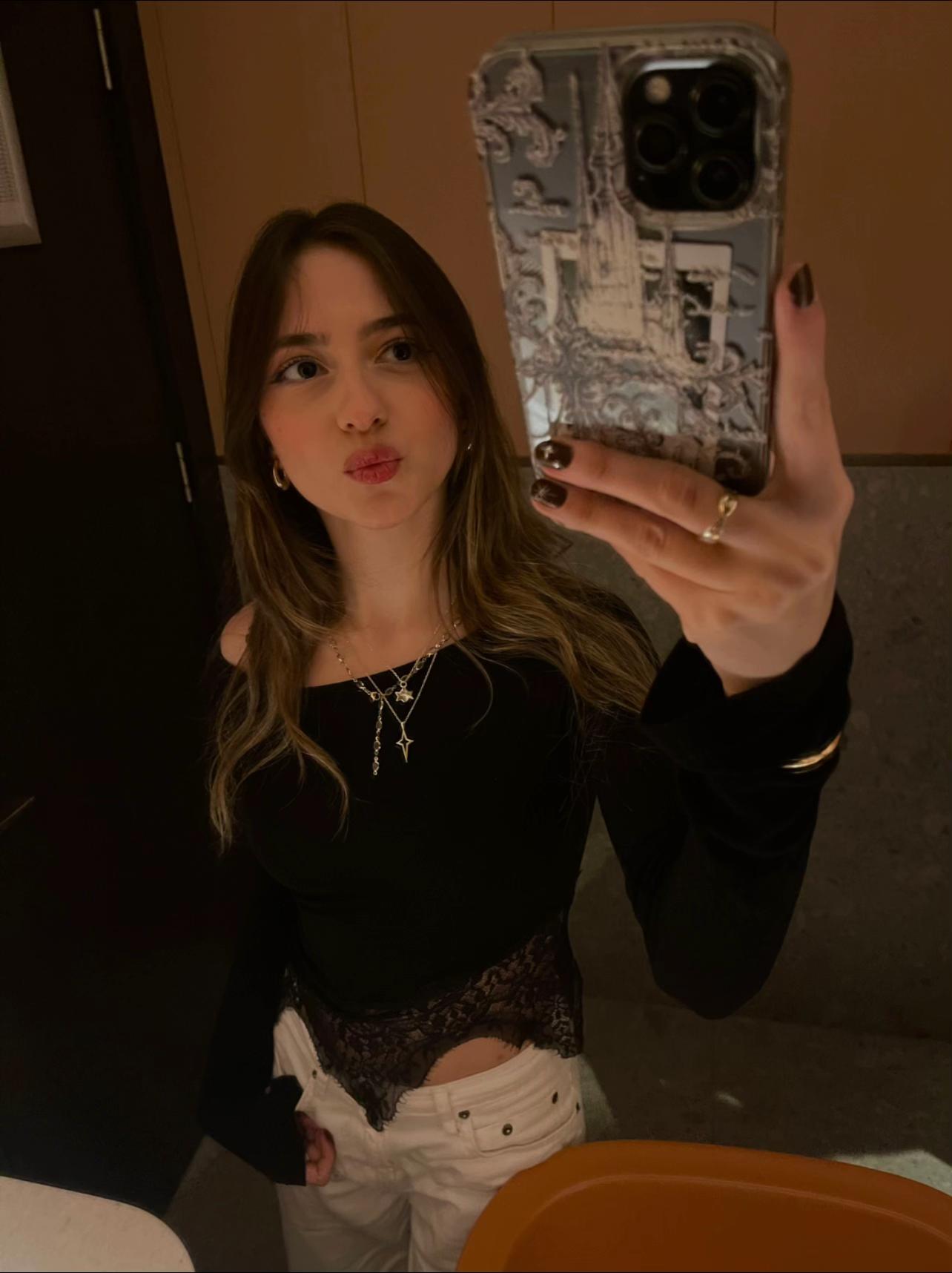 @demet 🌟