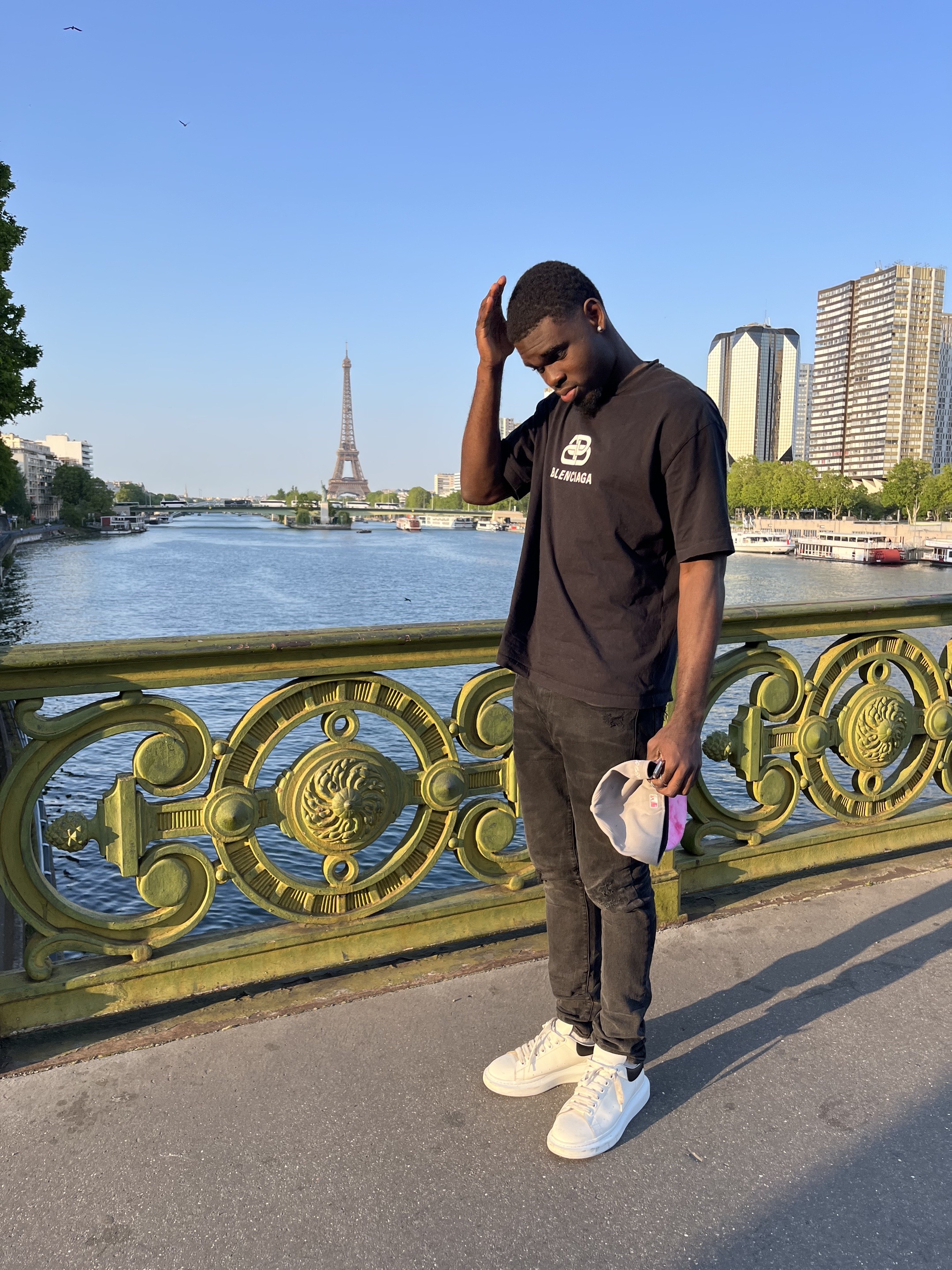 @nicolaselame