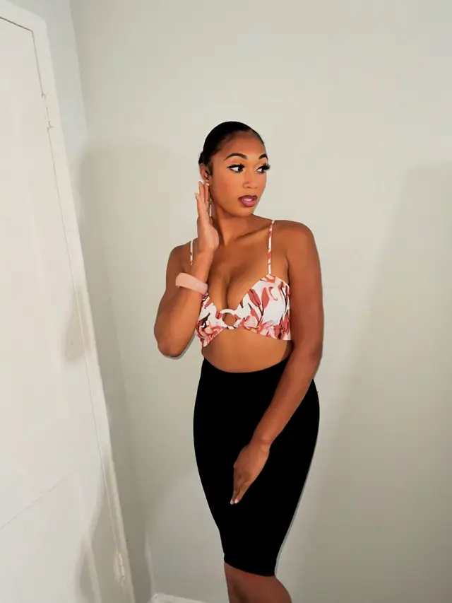 @TheRealGoldenbeautii