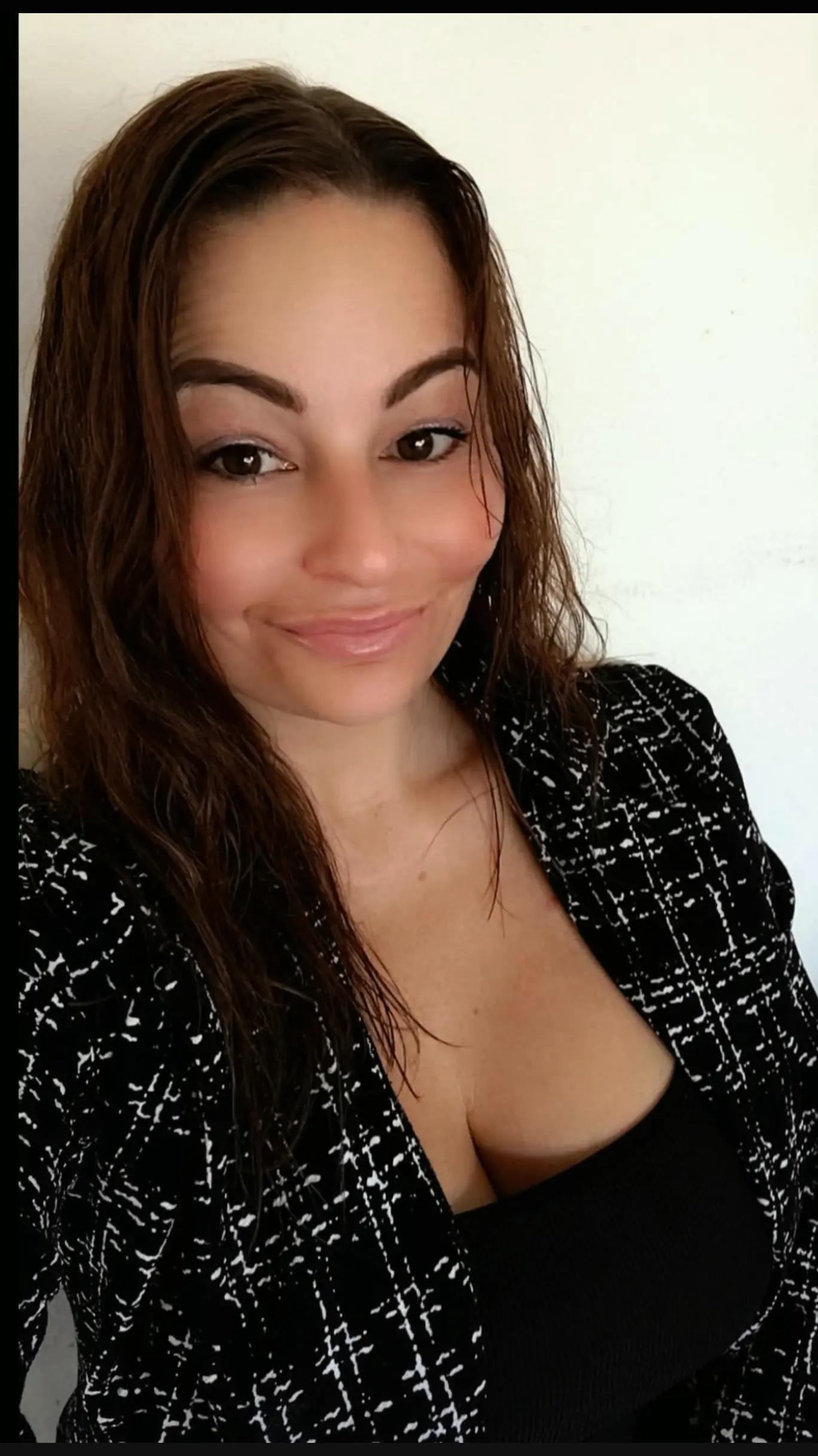@RiRi Gutierrez