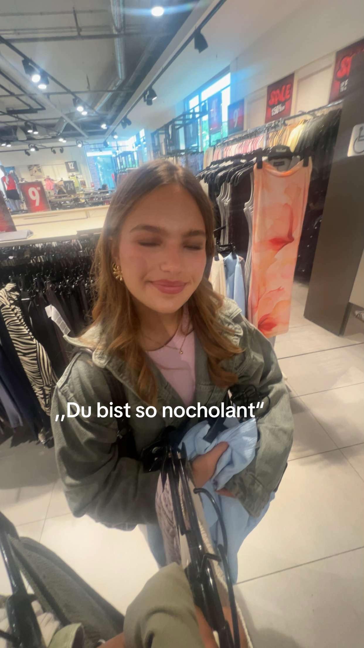 @vlogwithmarlene