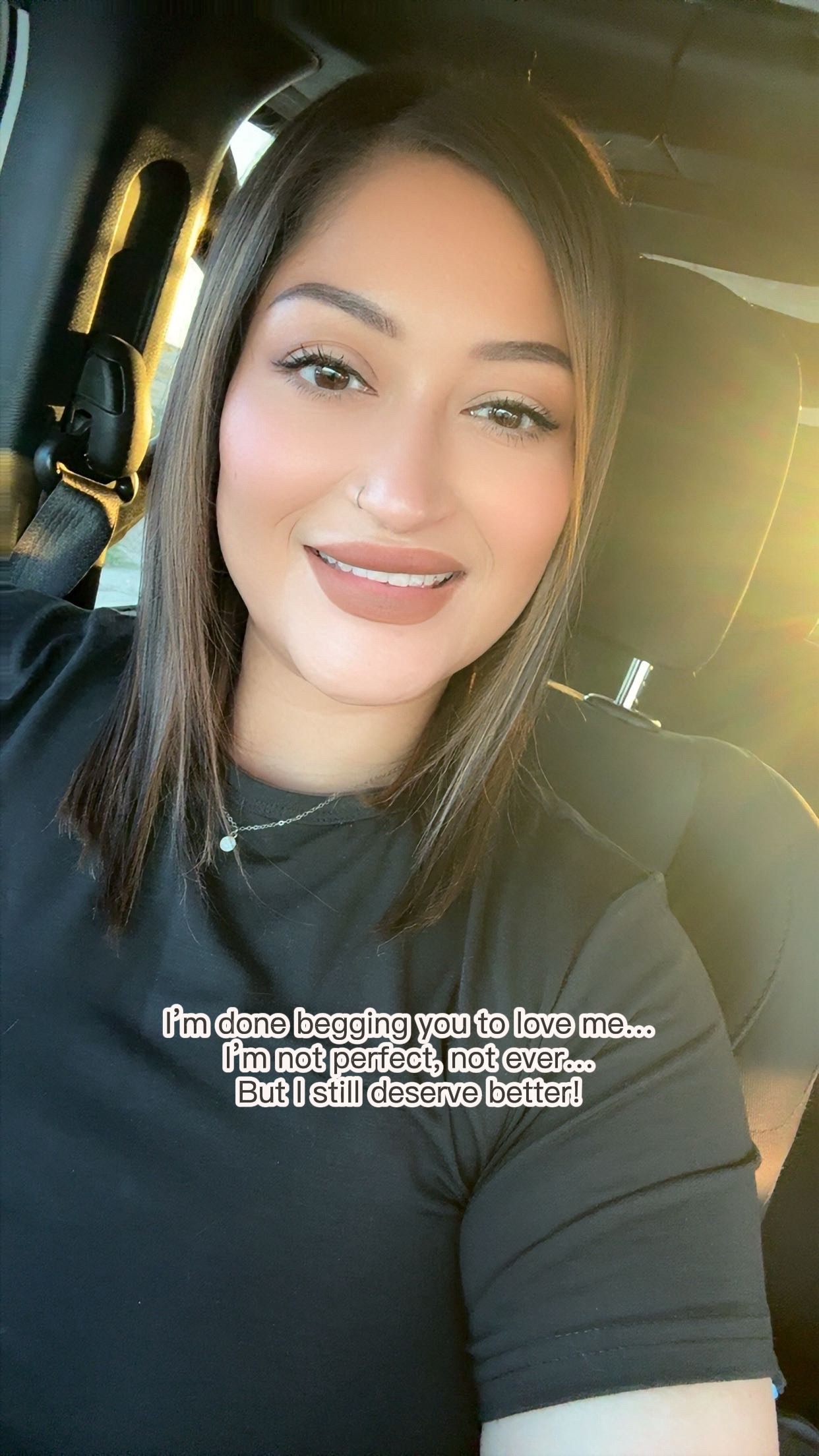@[Pretty_in_Spanish]{&bull;Linda&bull;}
