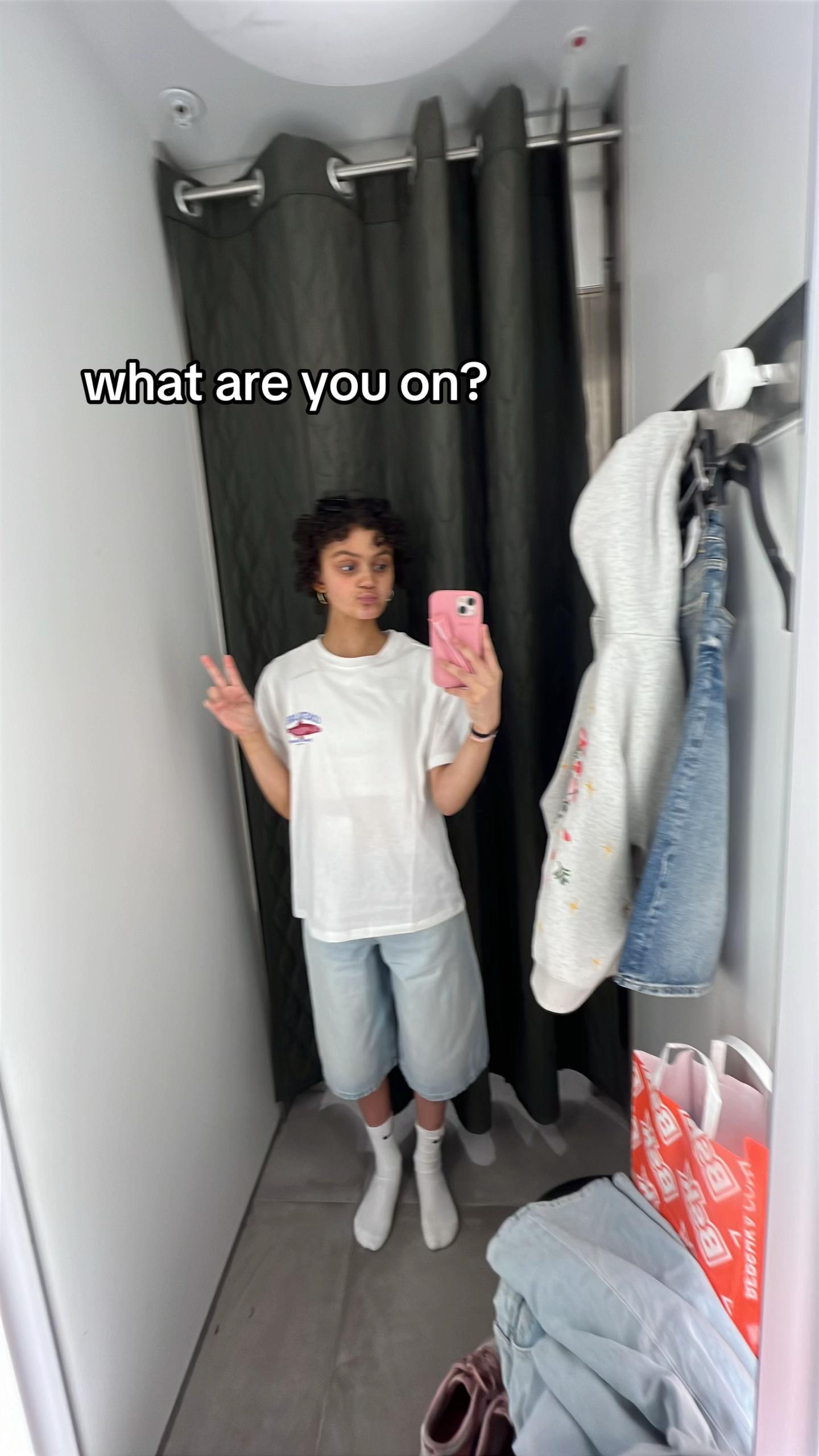 @Mia🎗️💗