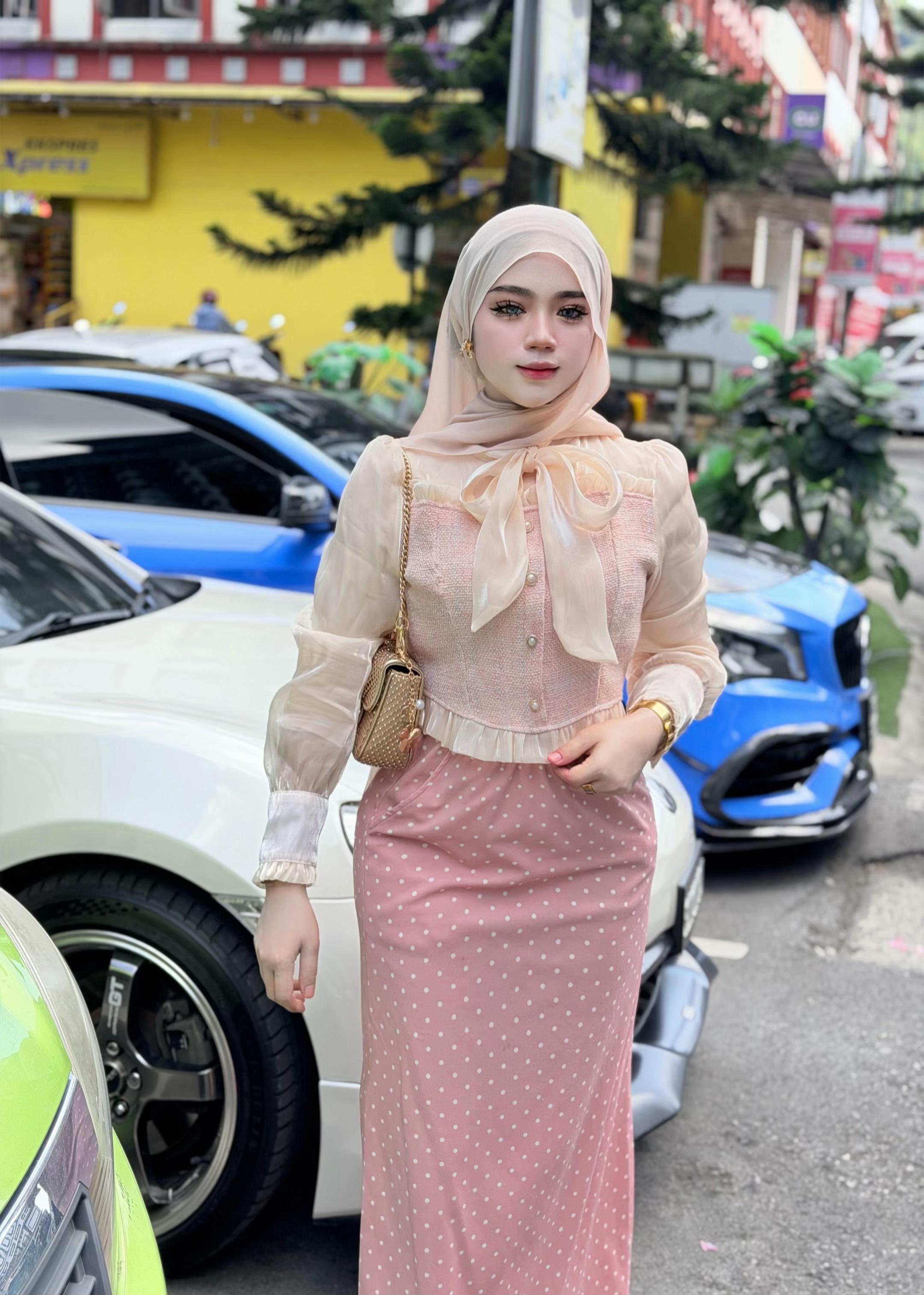 @dindafarish