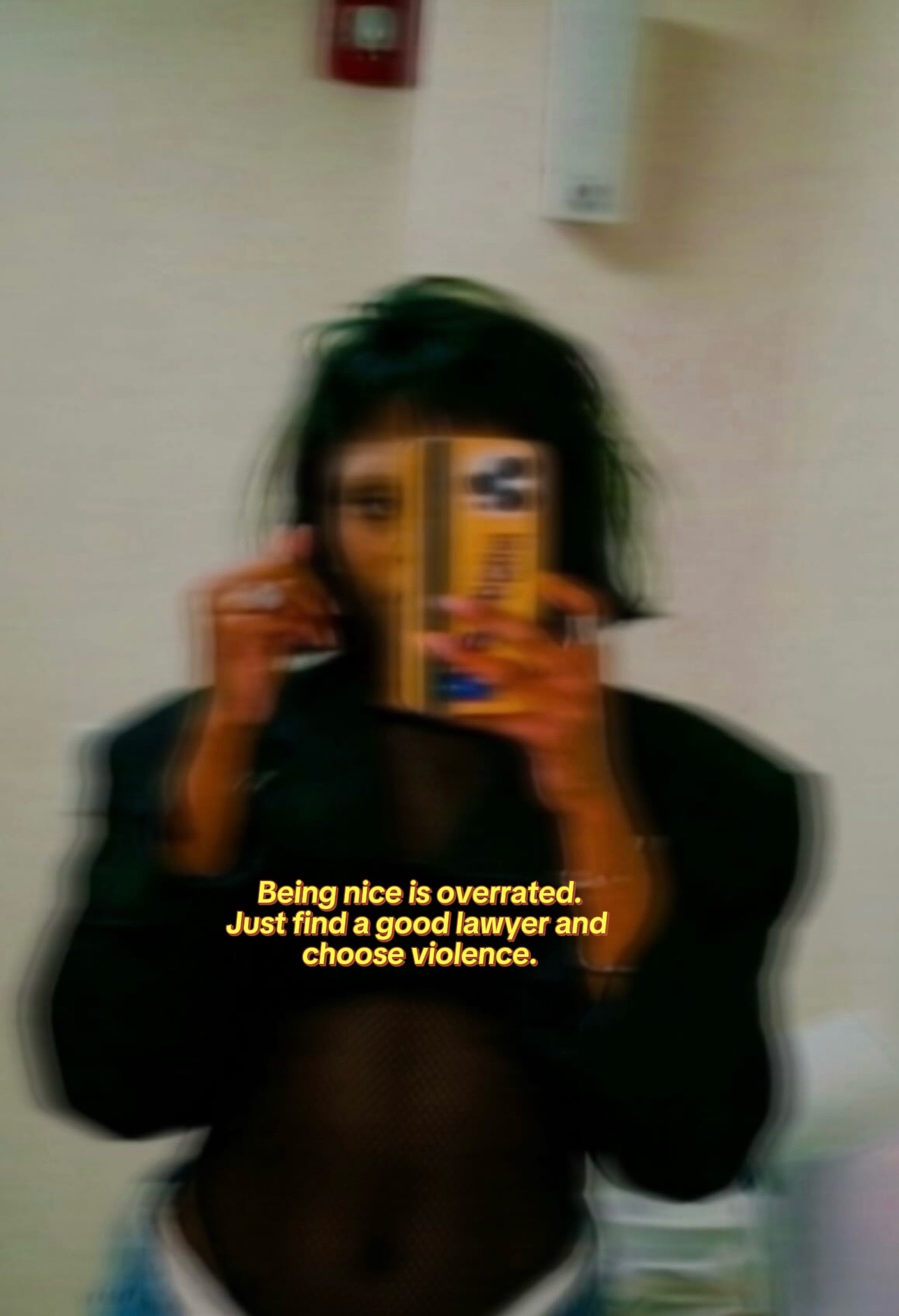 @Ugly Girl | Fashion Archivist