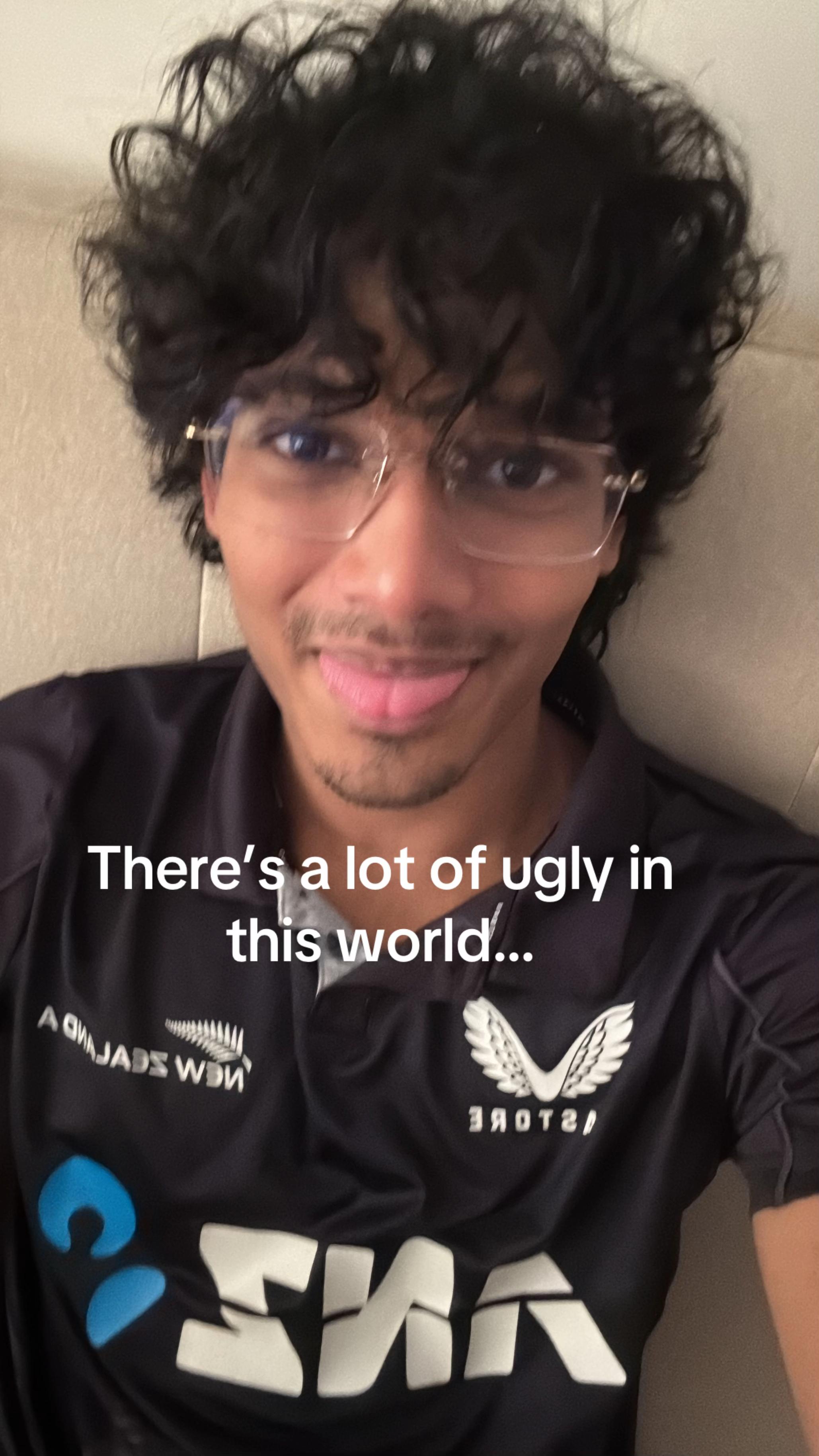 @Mewow