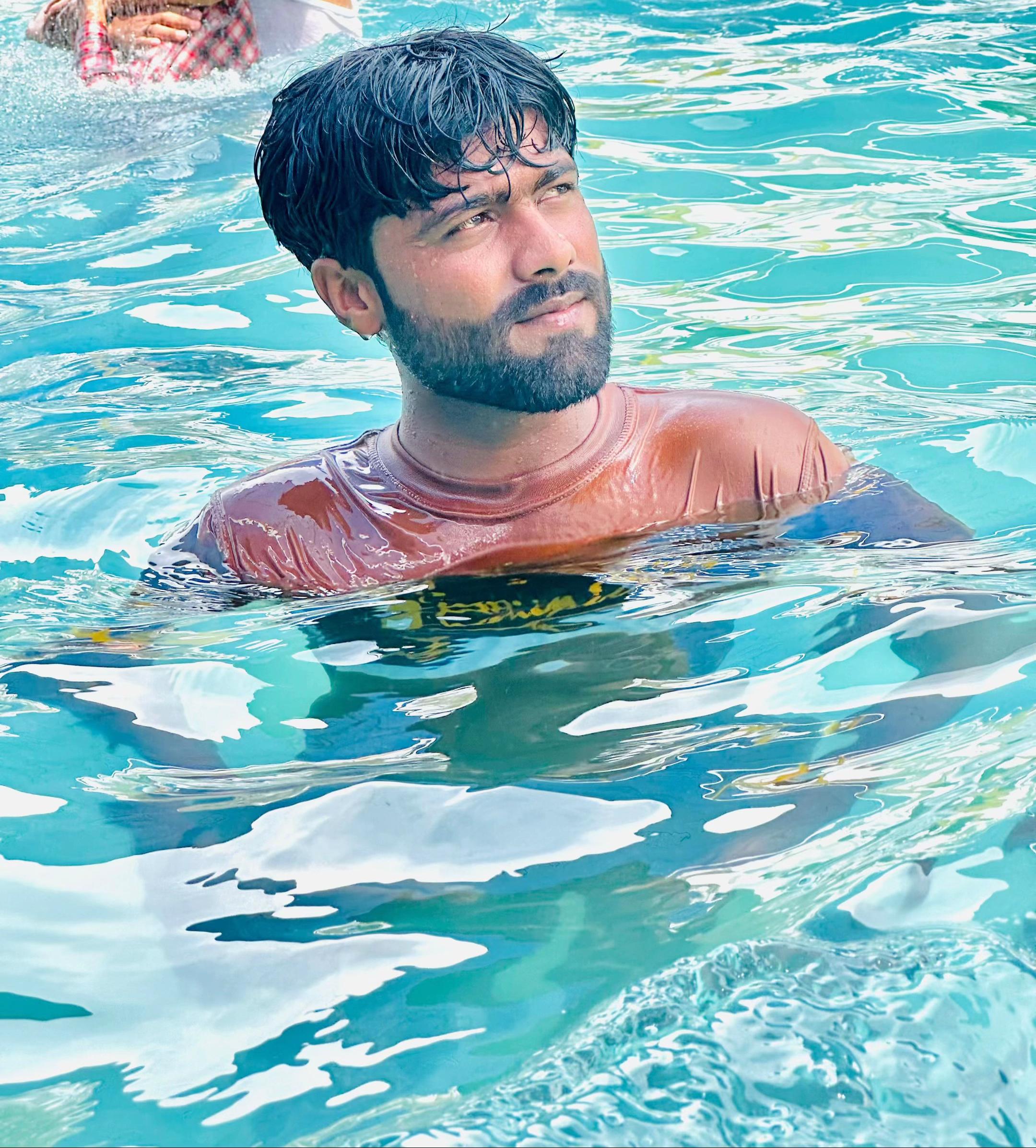 @&Acirc;li J&acirc;&ntilde;