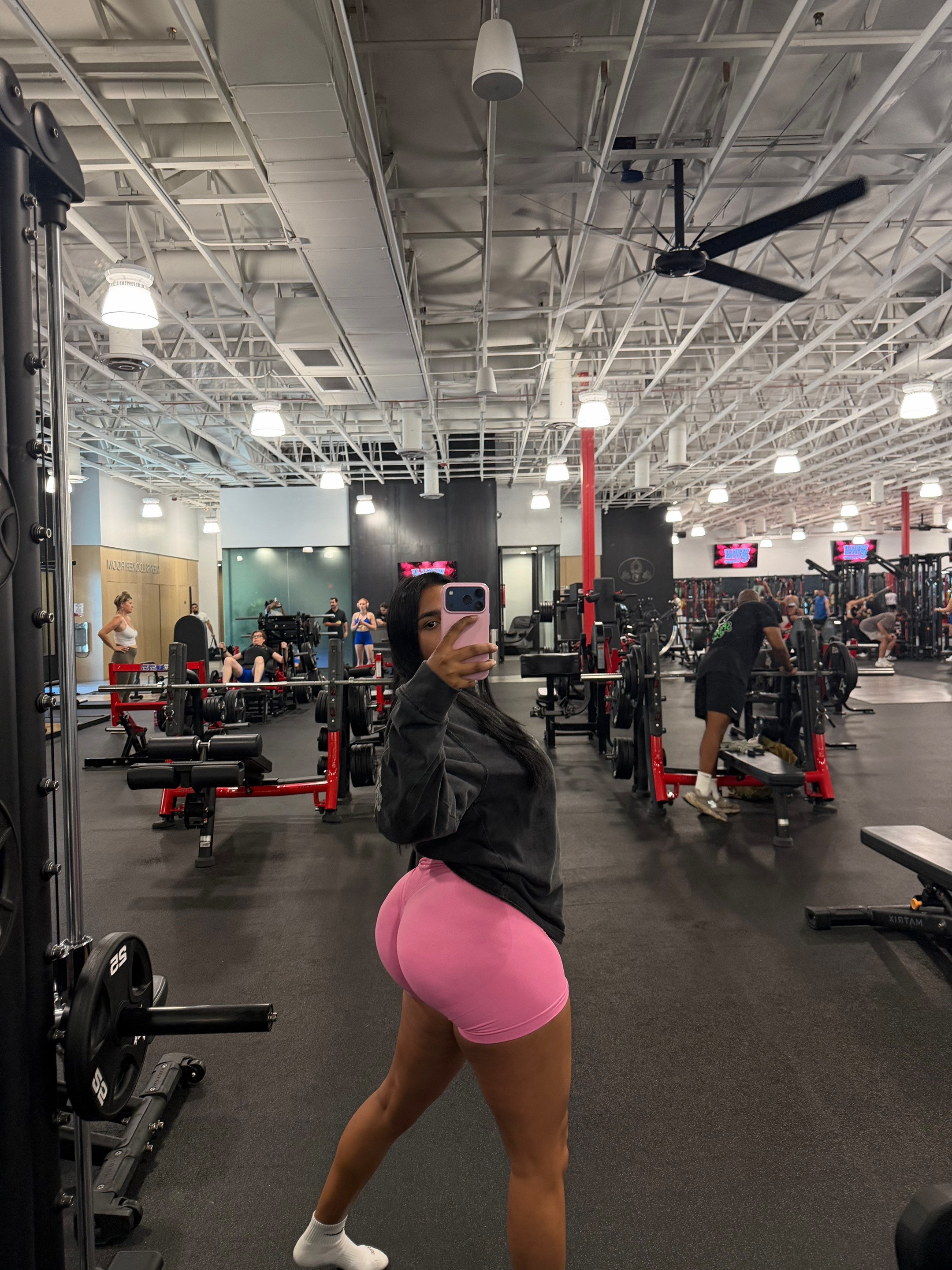 @janellemonet