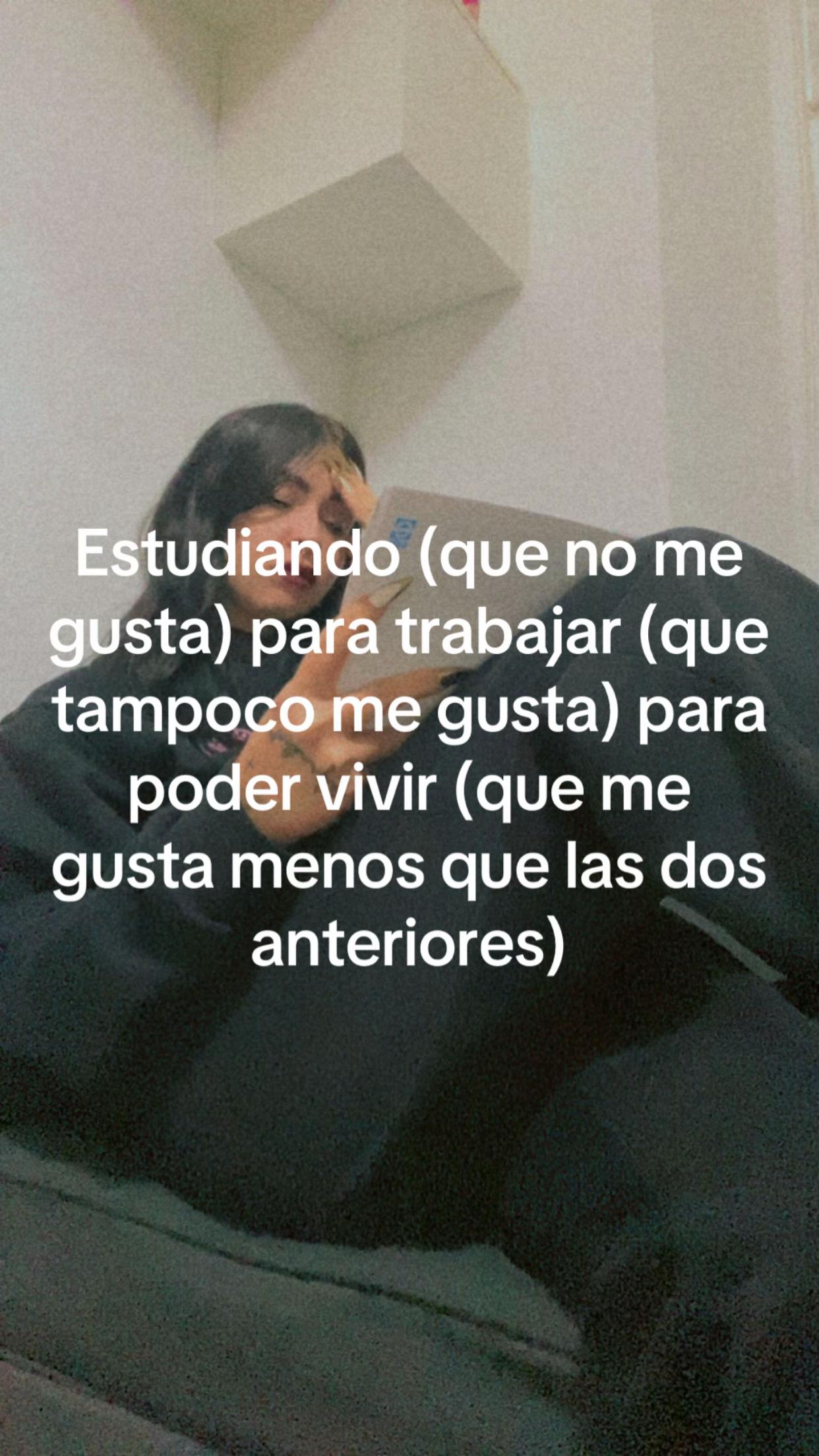 @Daniela⚡