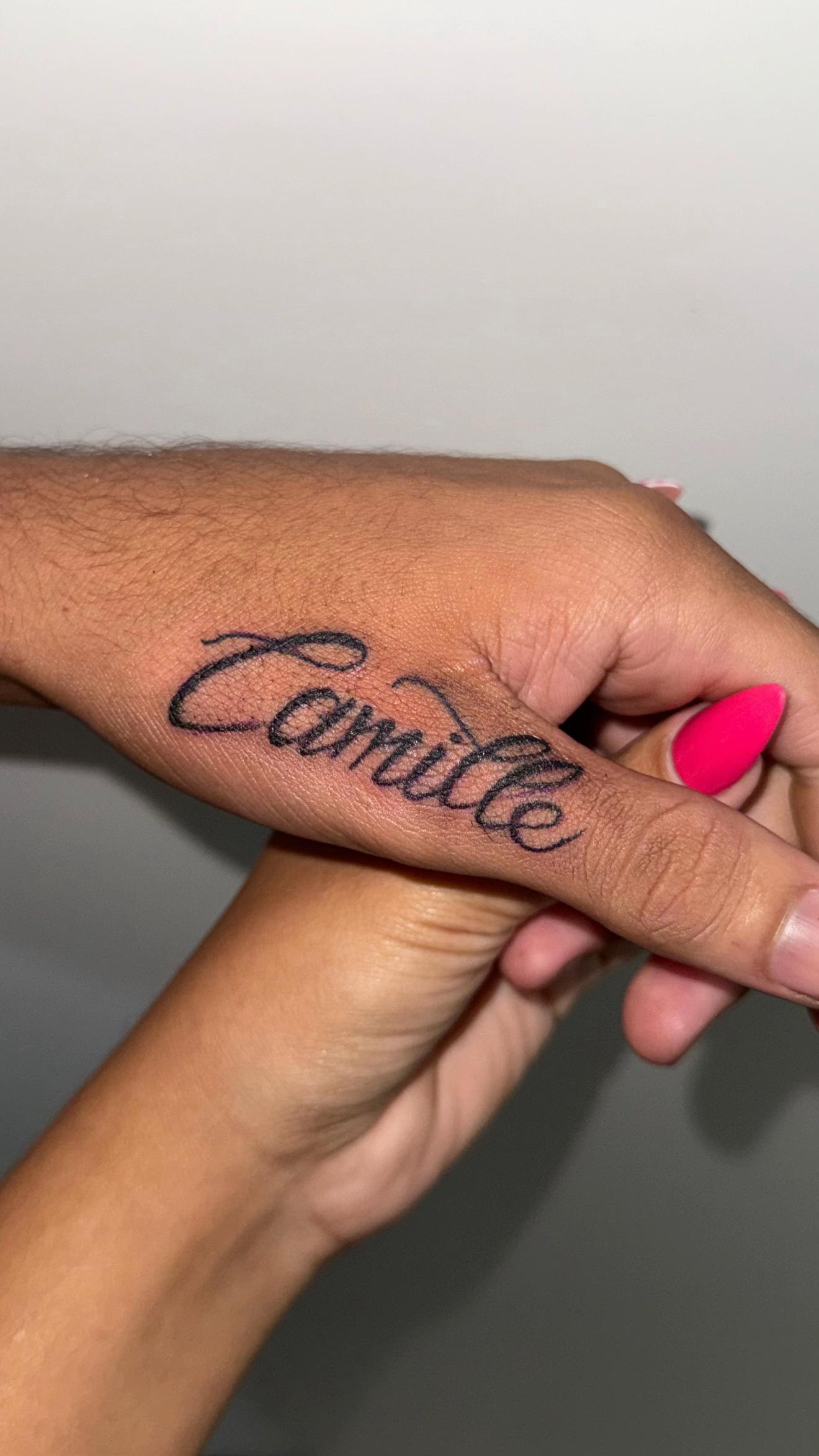 @camillecarvlho