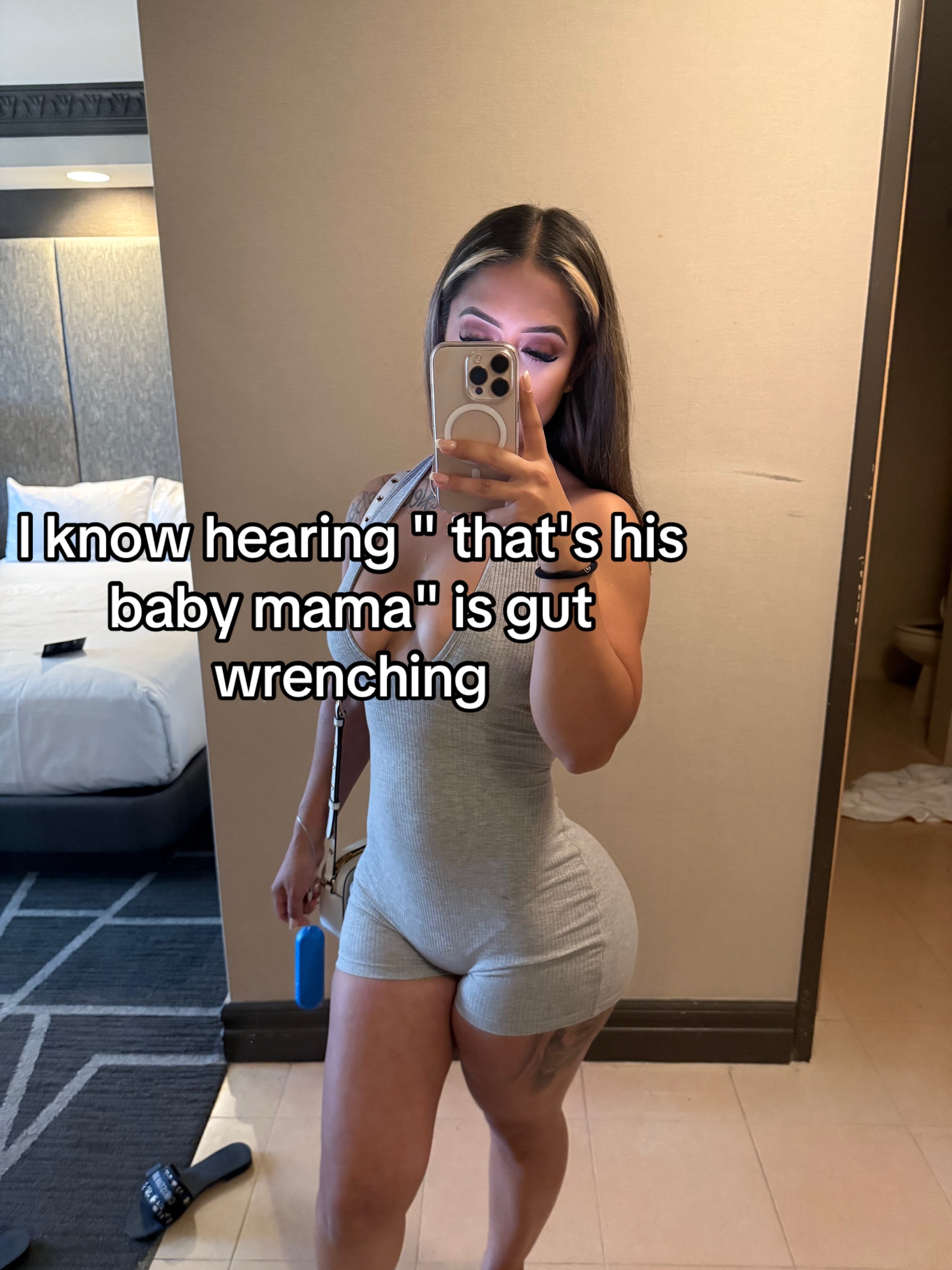 @Melymel96