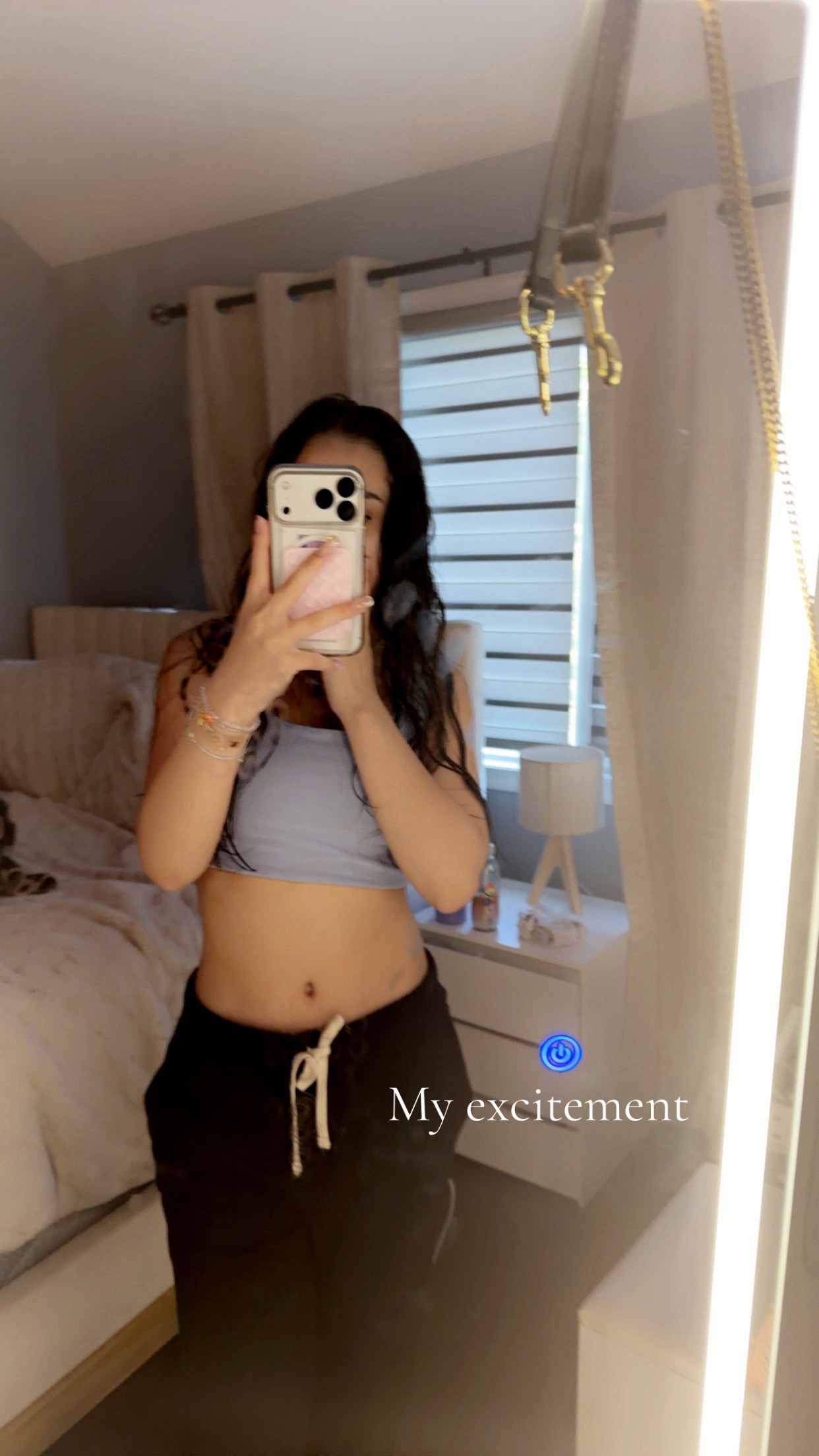 @𝒮𝑜𝓅𝒽𝒾𝒶💖