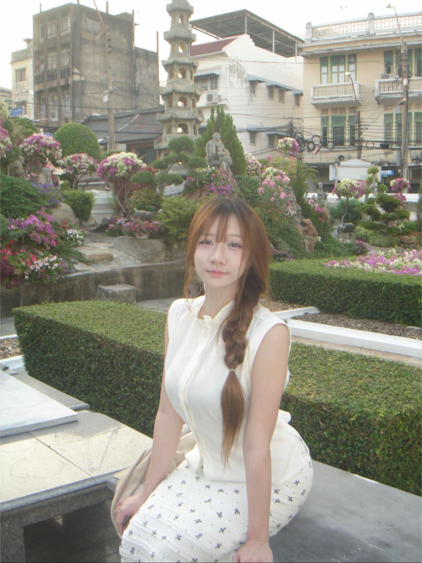 @ชะเอมคนเดียวกับชาลอท