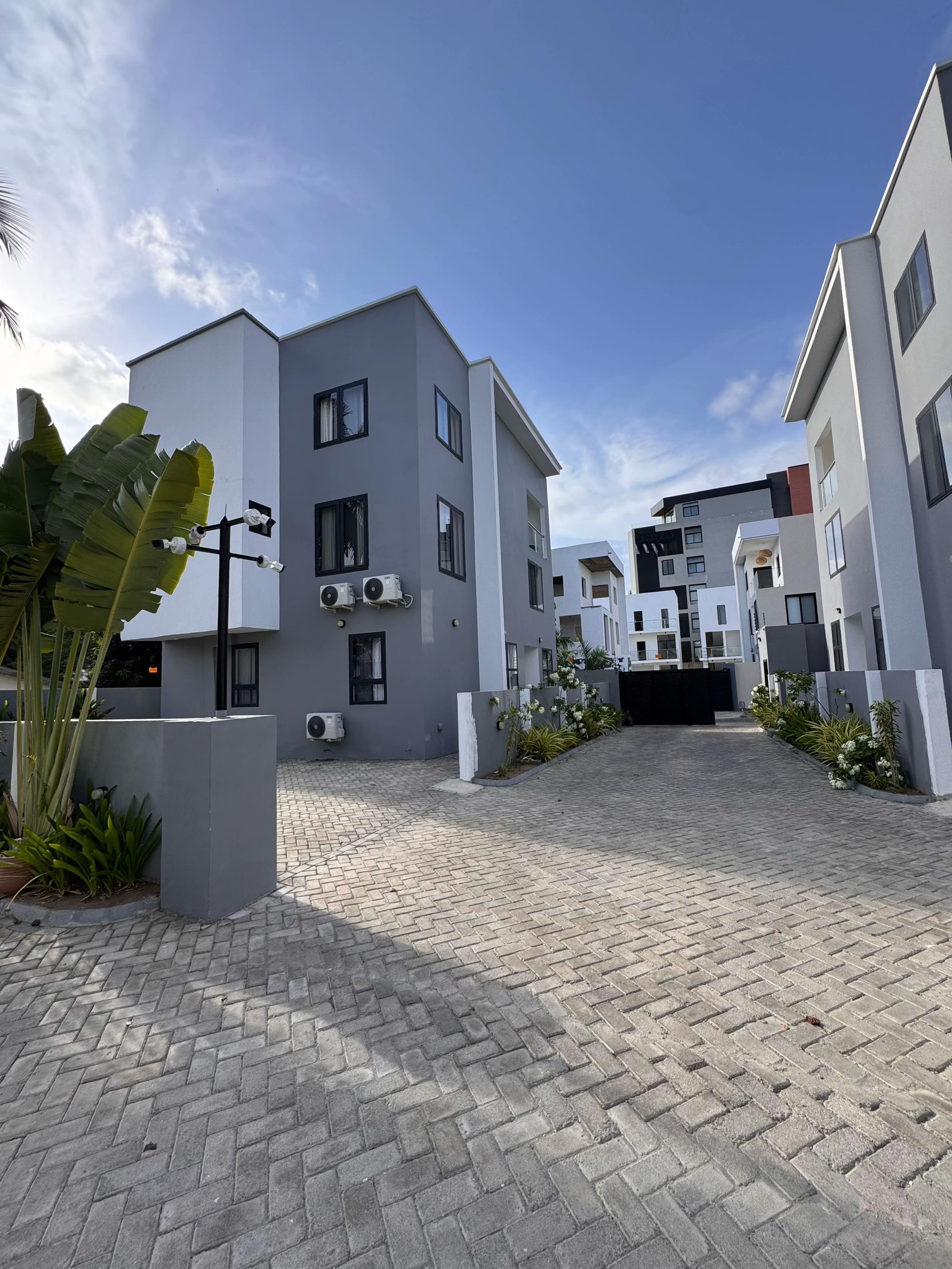 @PrimeRealtyConsultGh.
