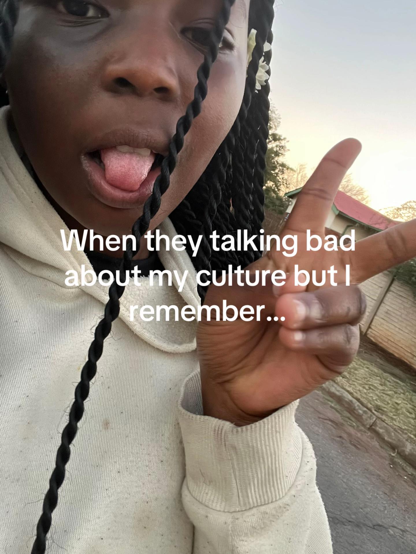 @𝒯𝓈𝒽𝑜𝓁𝑜😻