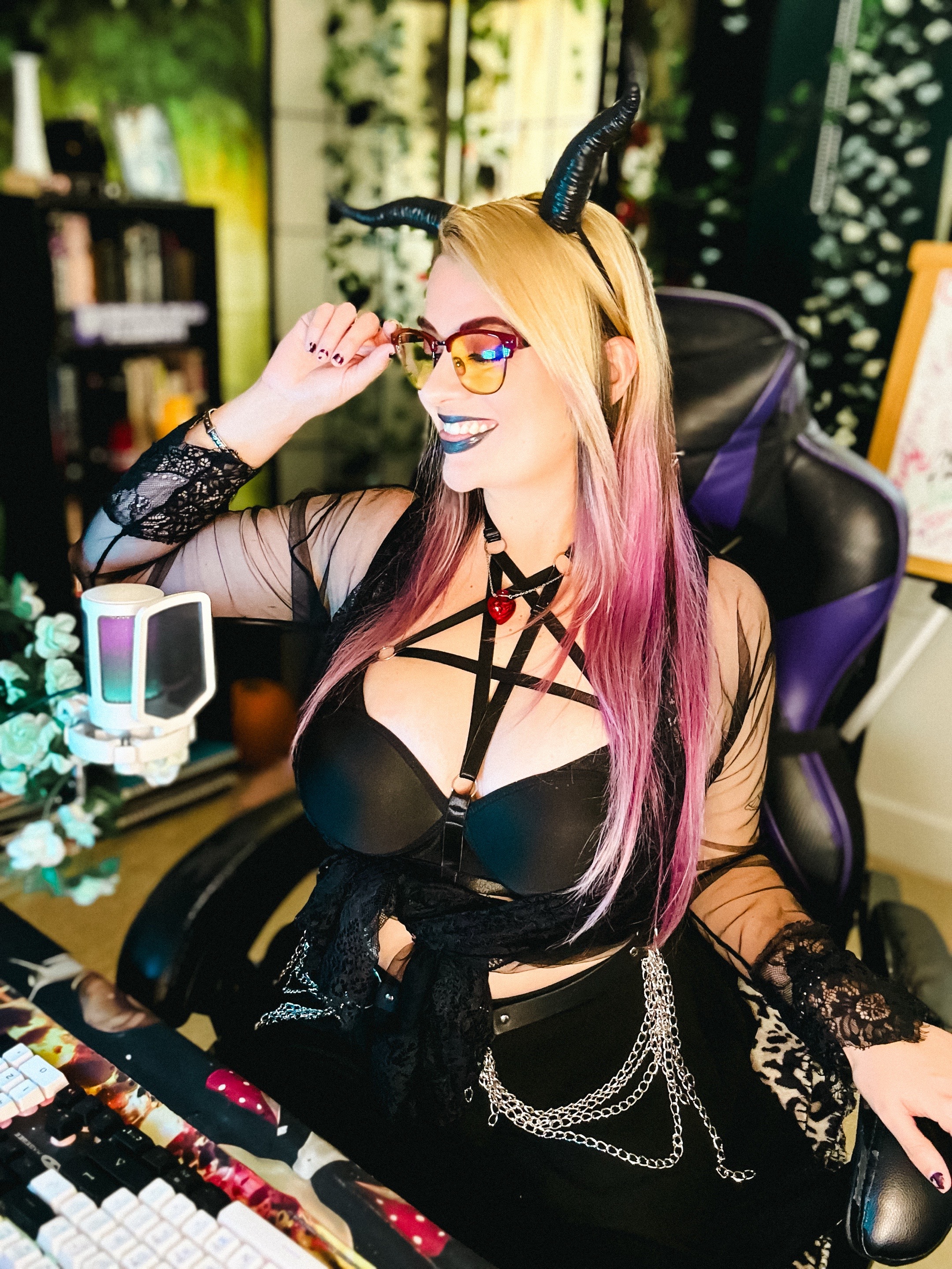 @Nebby 🖤🐉
