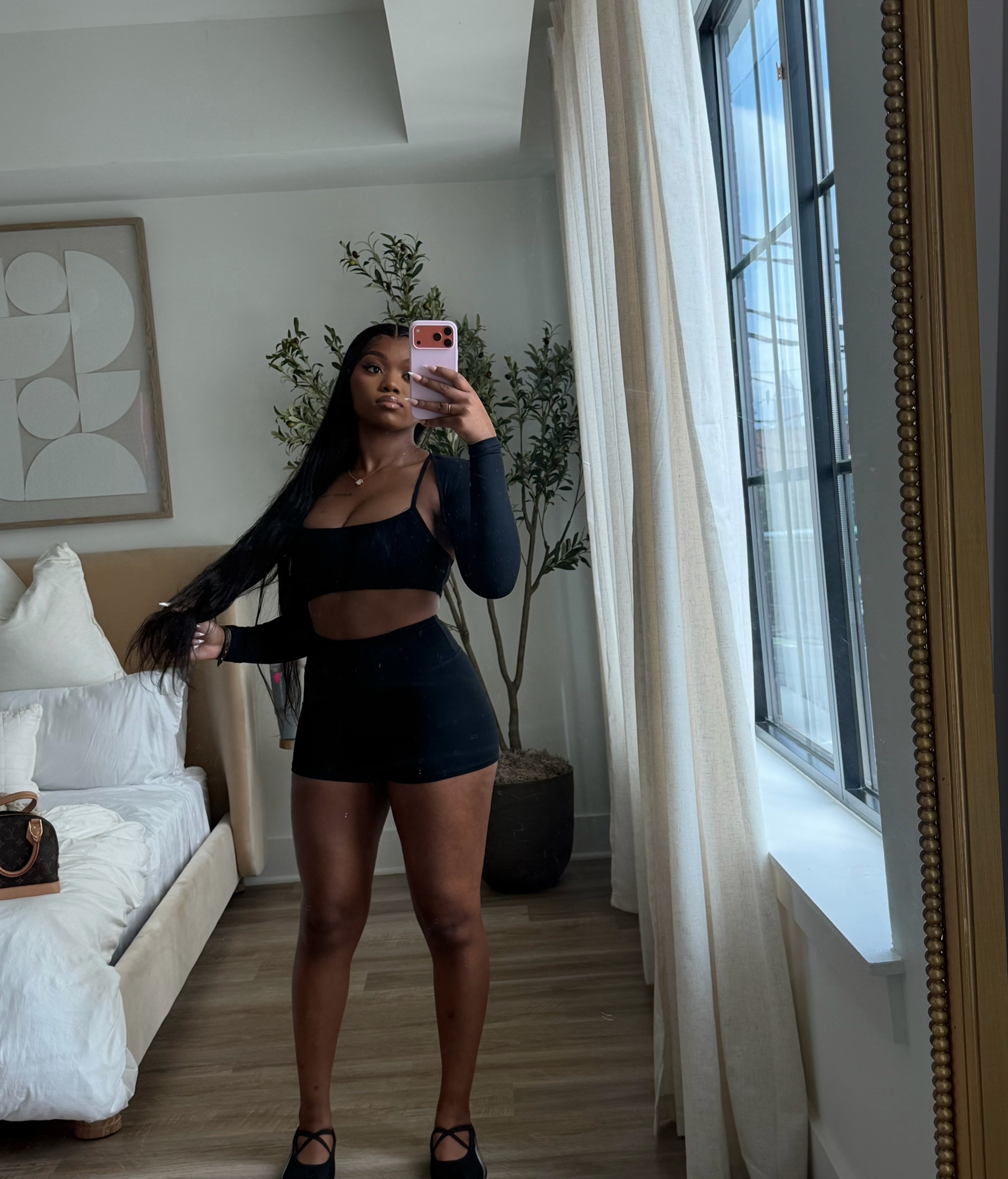 @NiahSad&eacute;