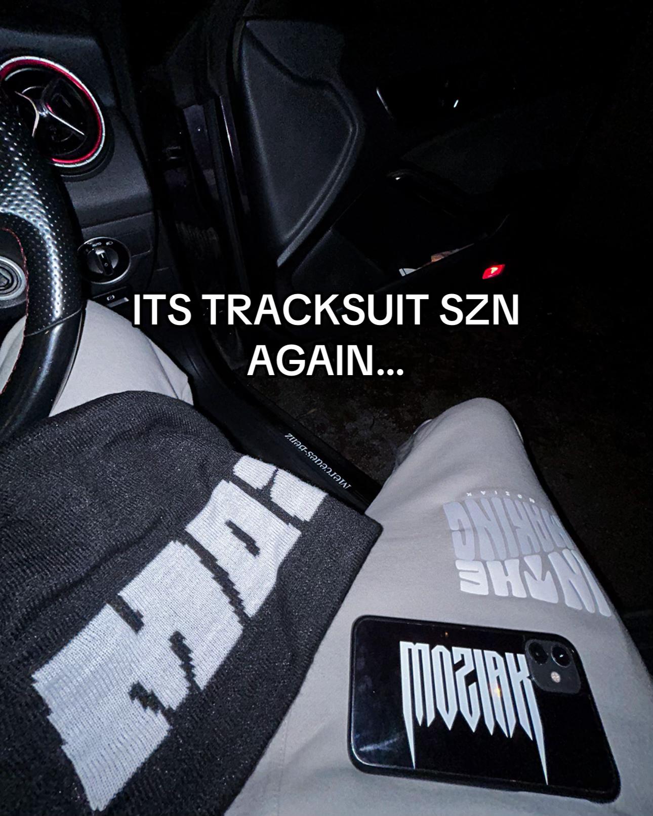 @Moziak Clothing