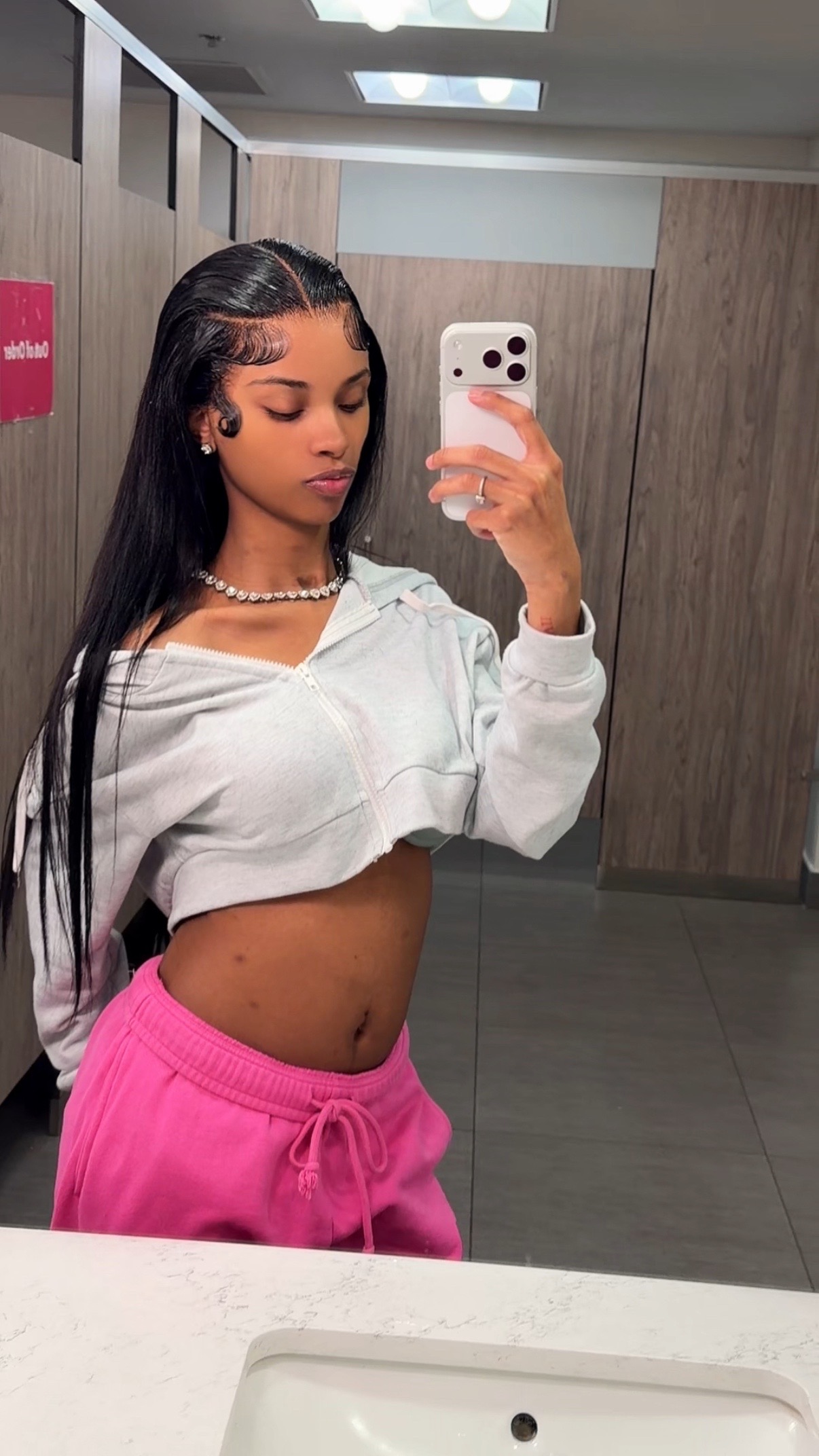 @Juicy 🧃