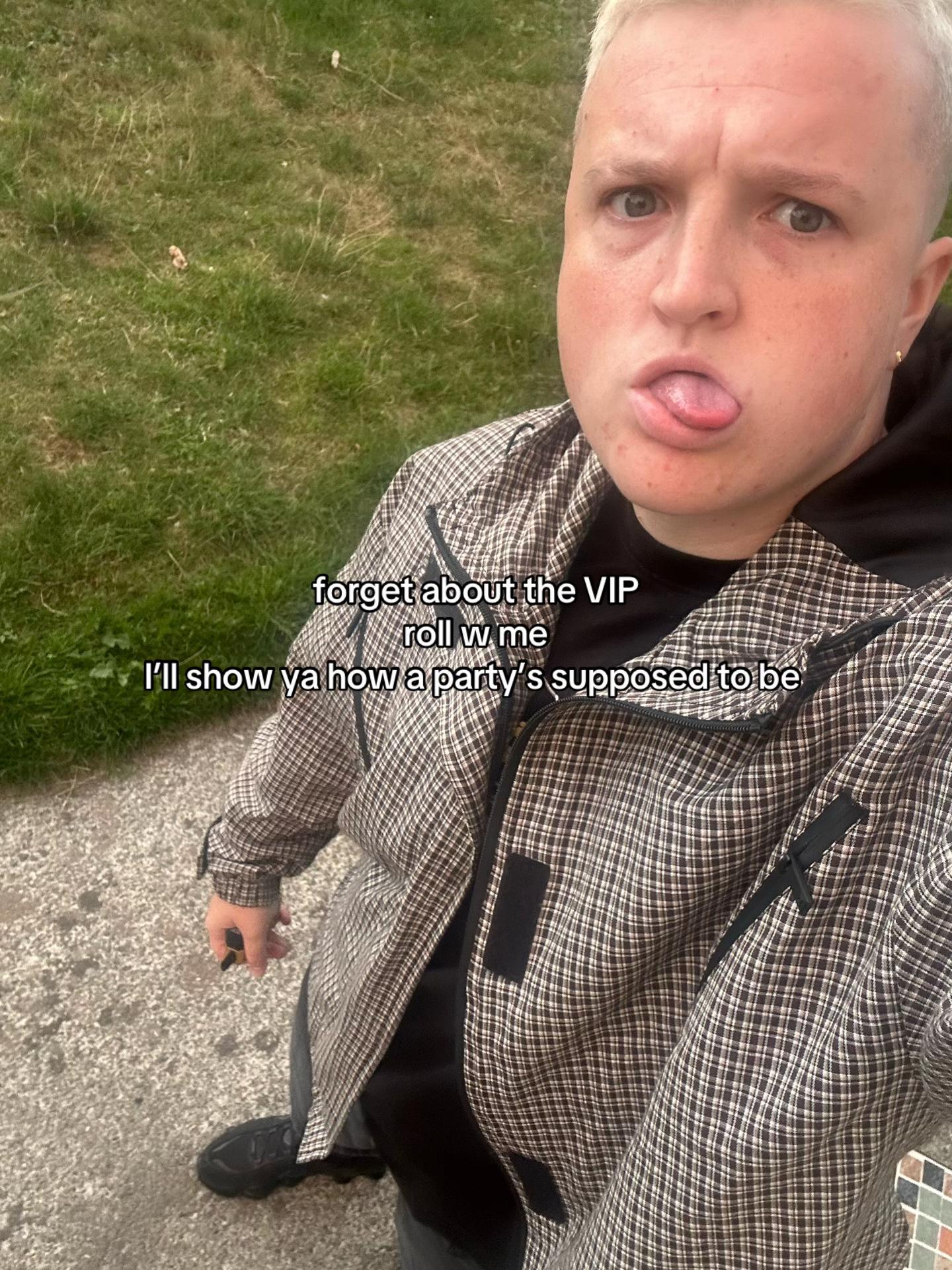 @CAZ