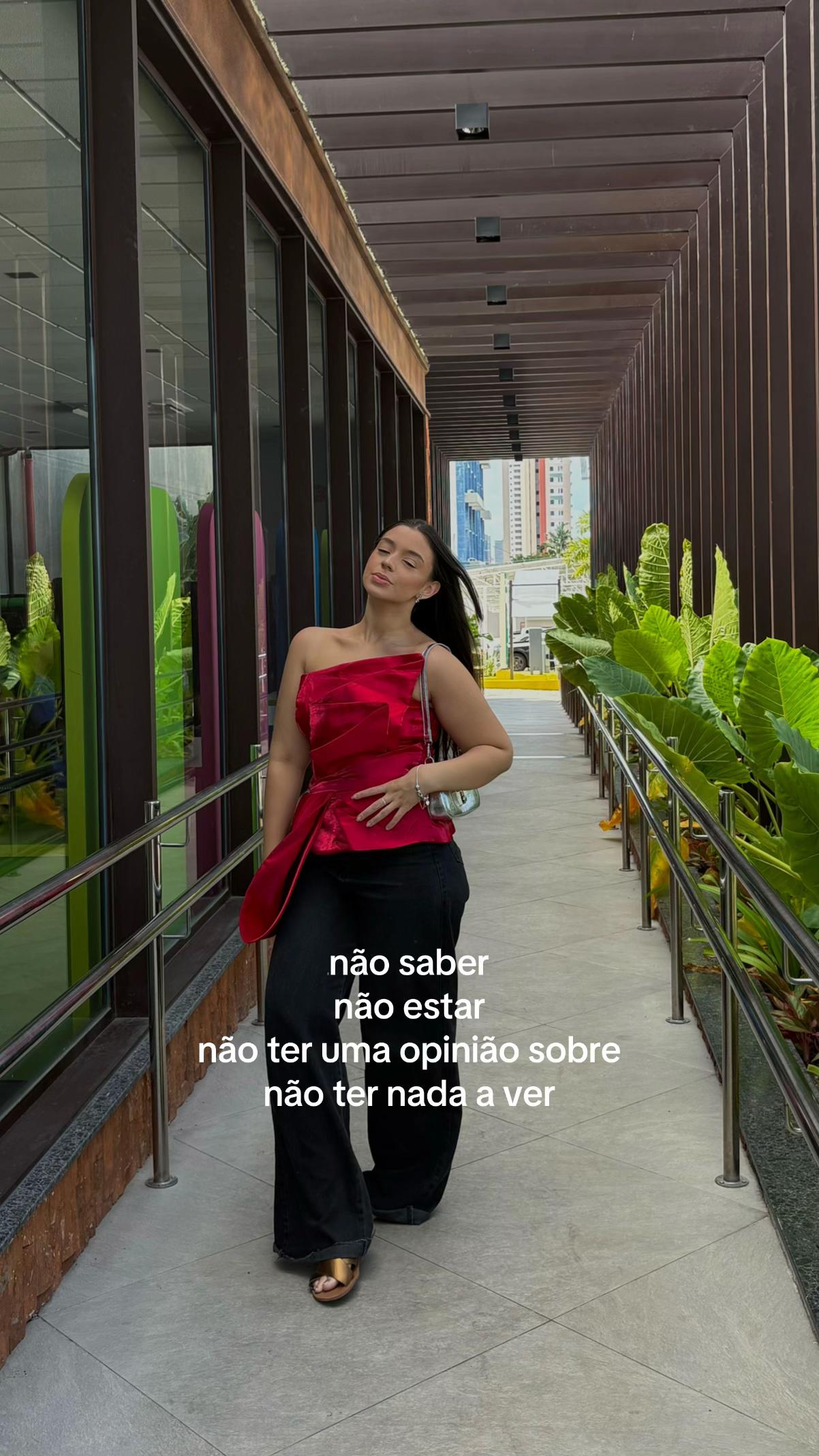 @analuizaopp