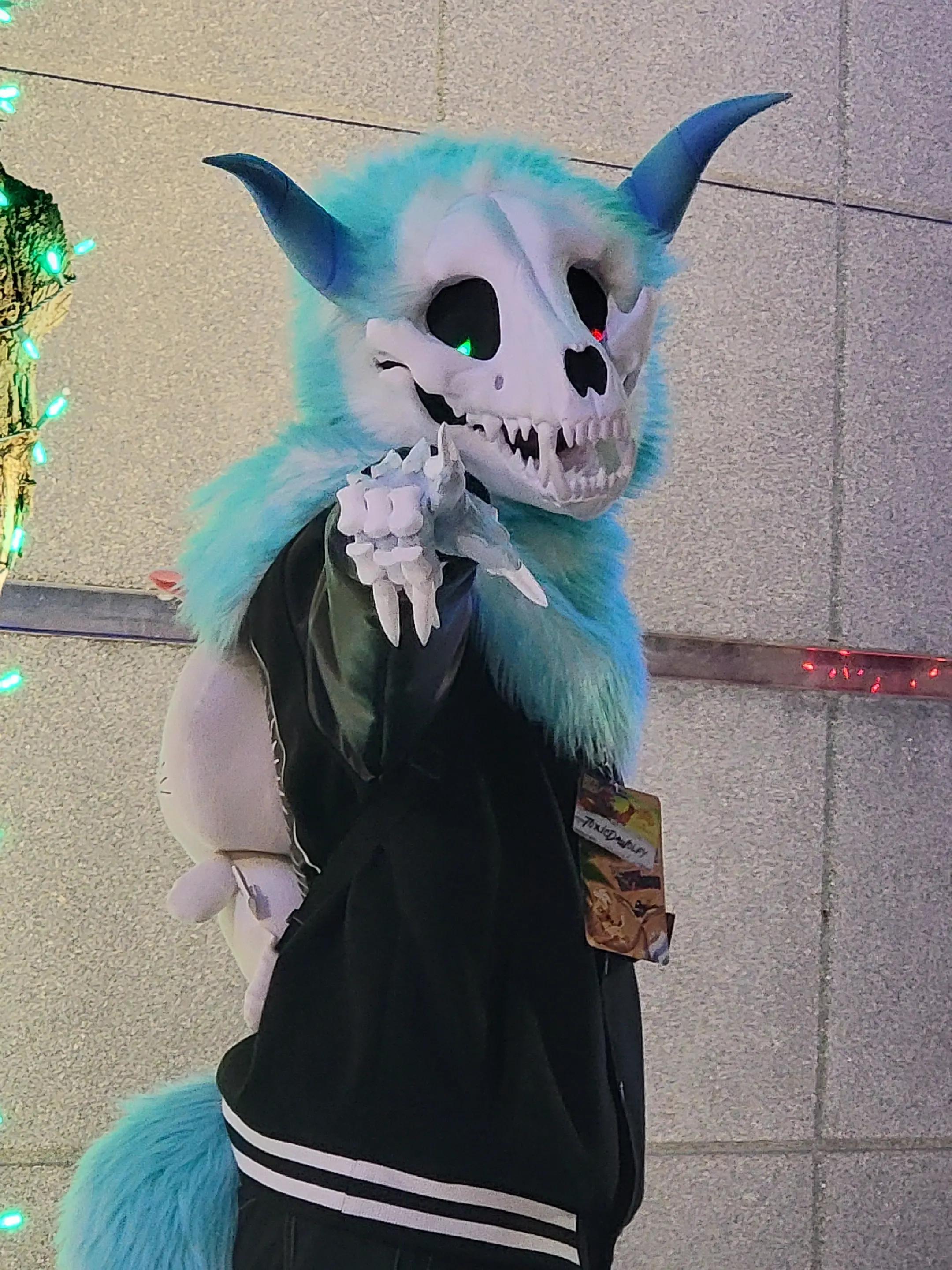 @ToxicWolfy