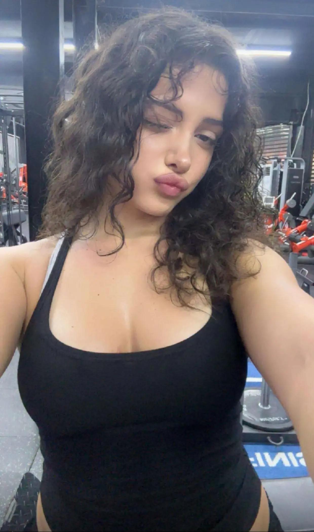 @Mel