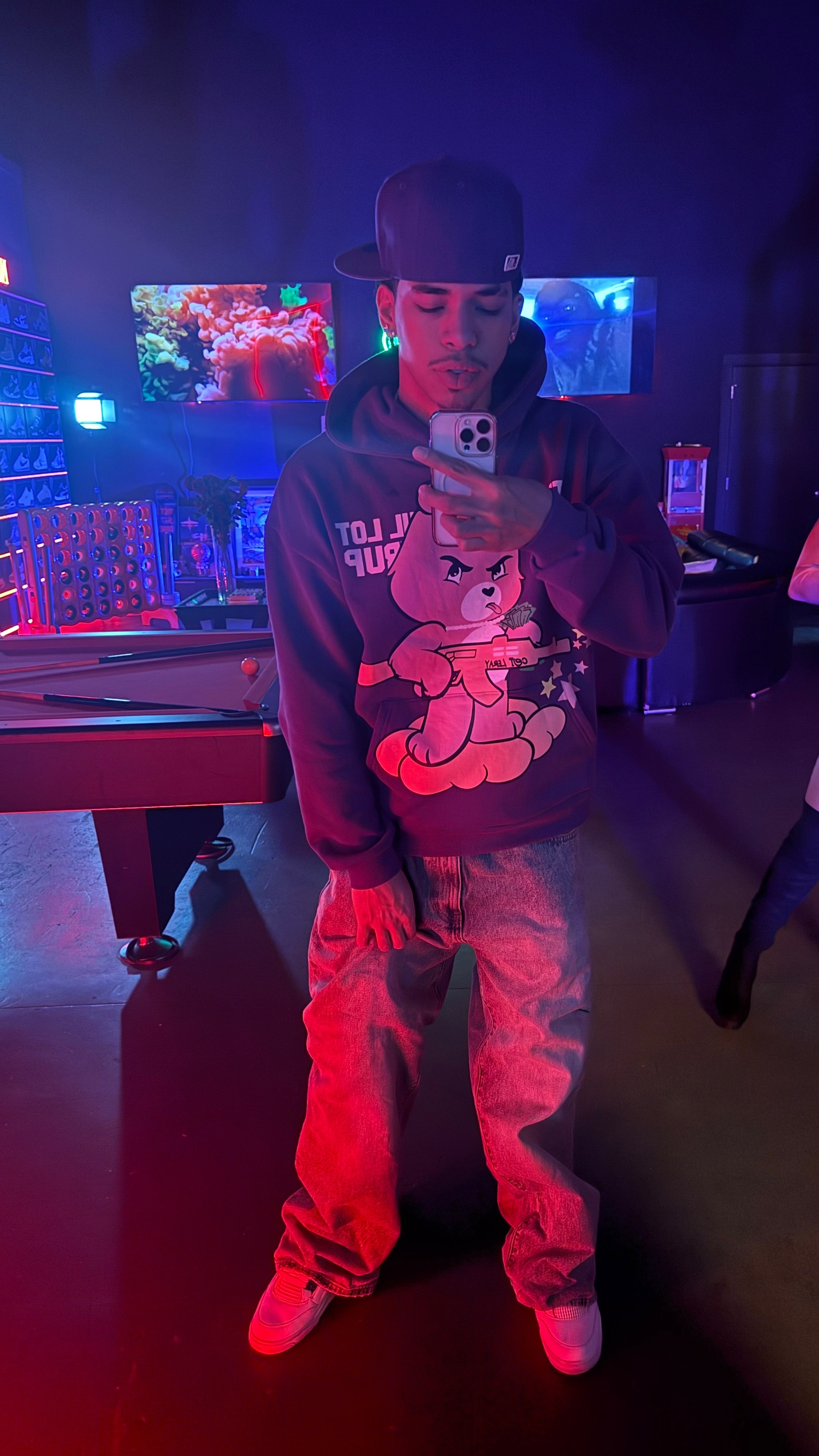 @👑
