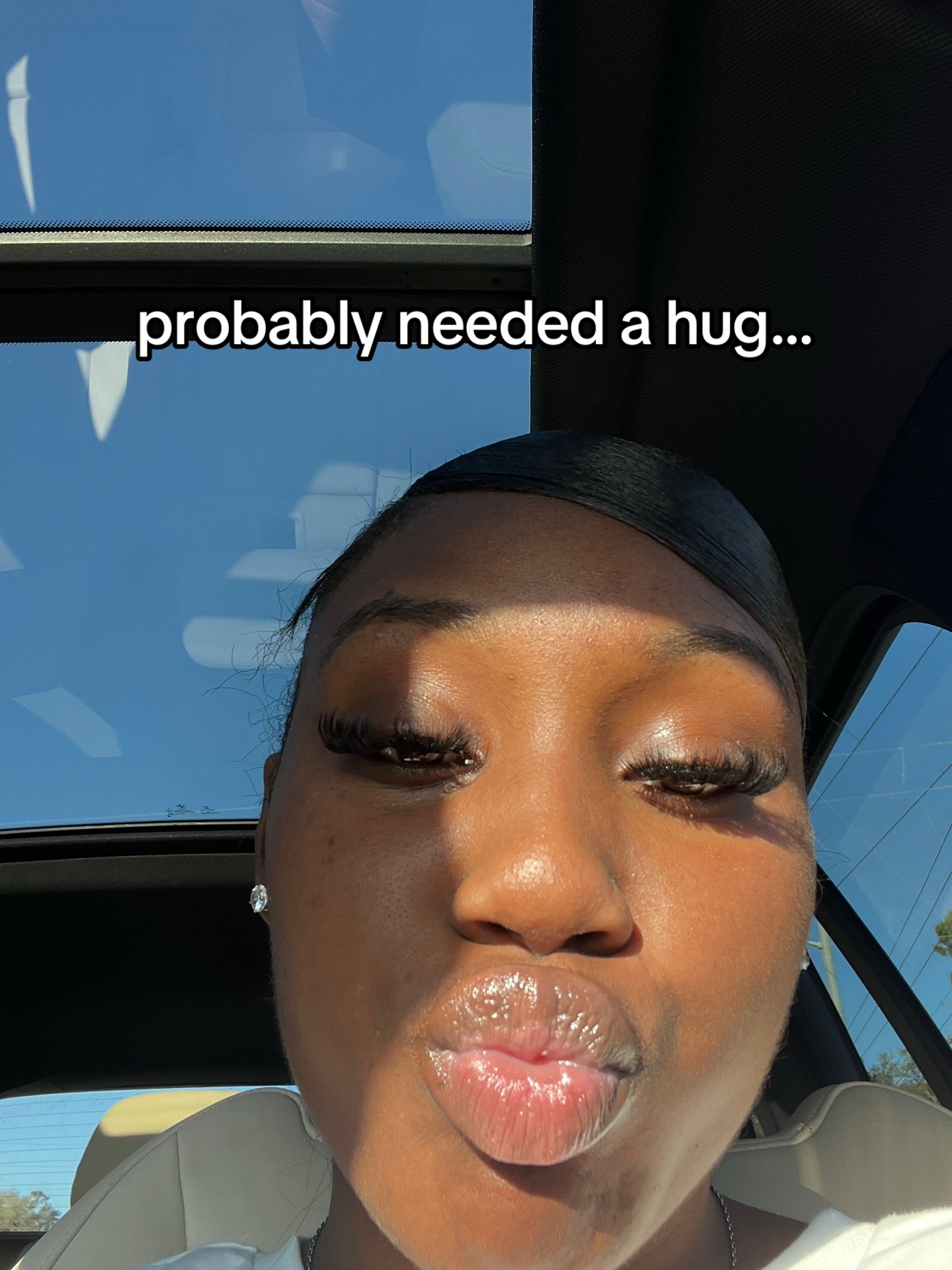 @KMonae🫧