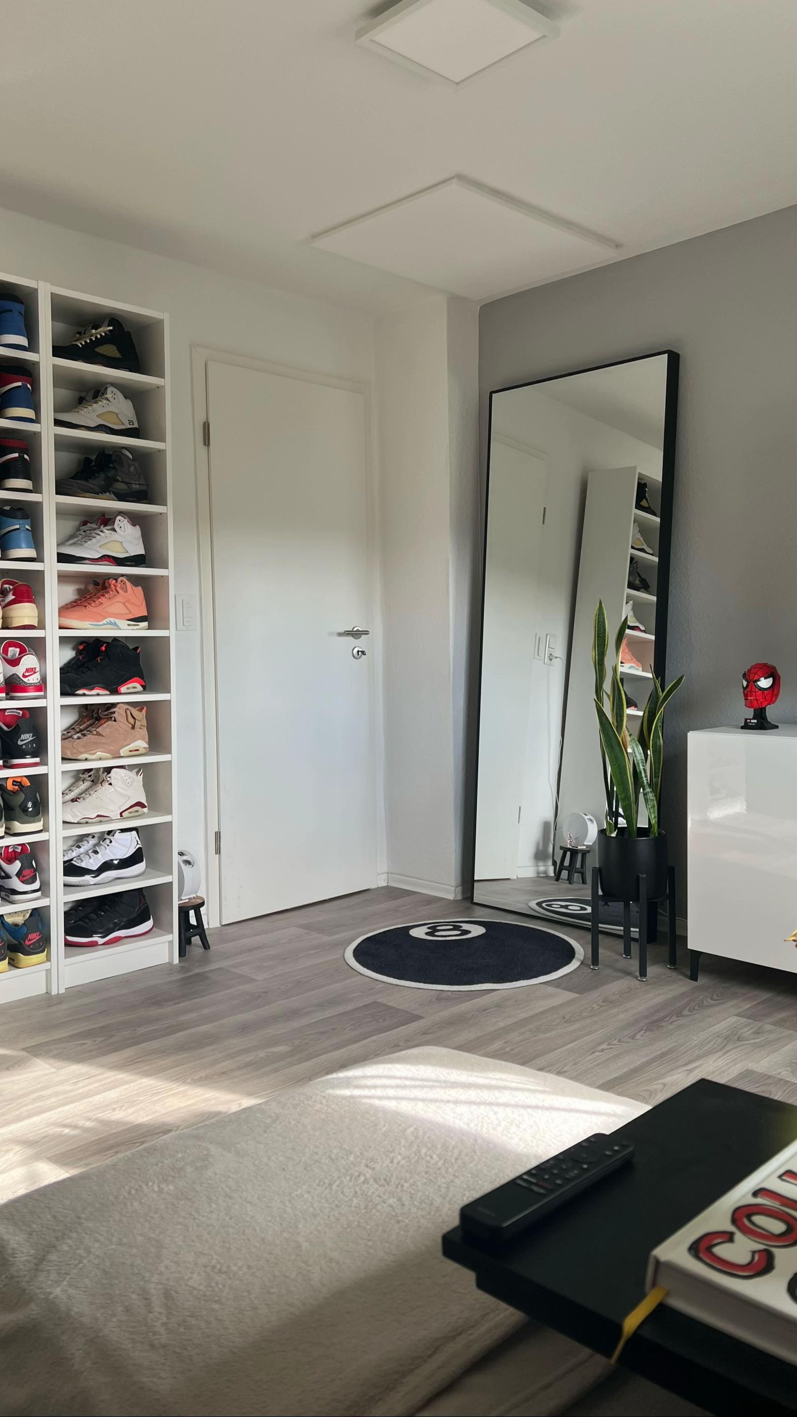 @Ali | Sneakerhead