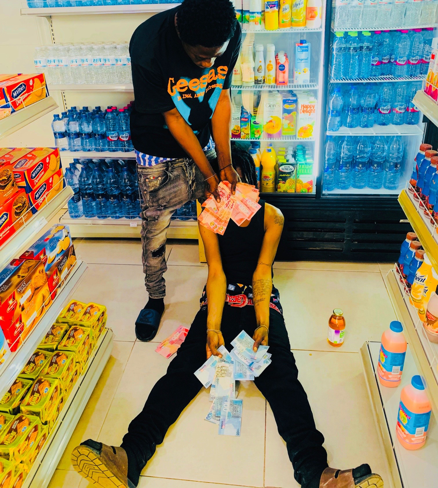 @Mularawyungeen ๐ฐ ๐ ๐ค ๐