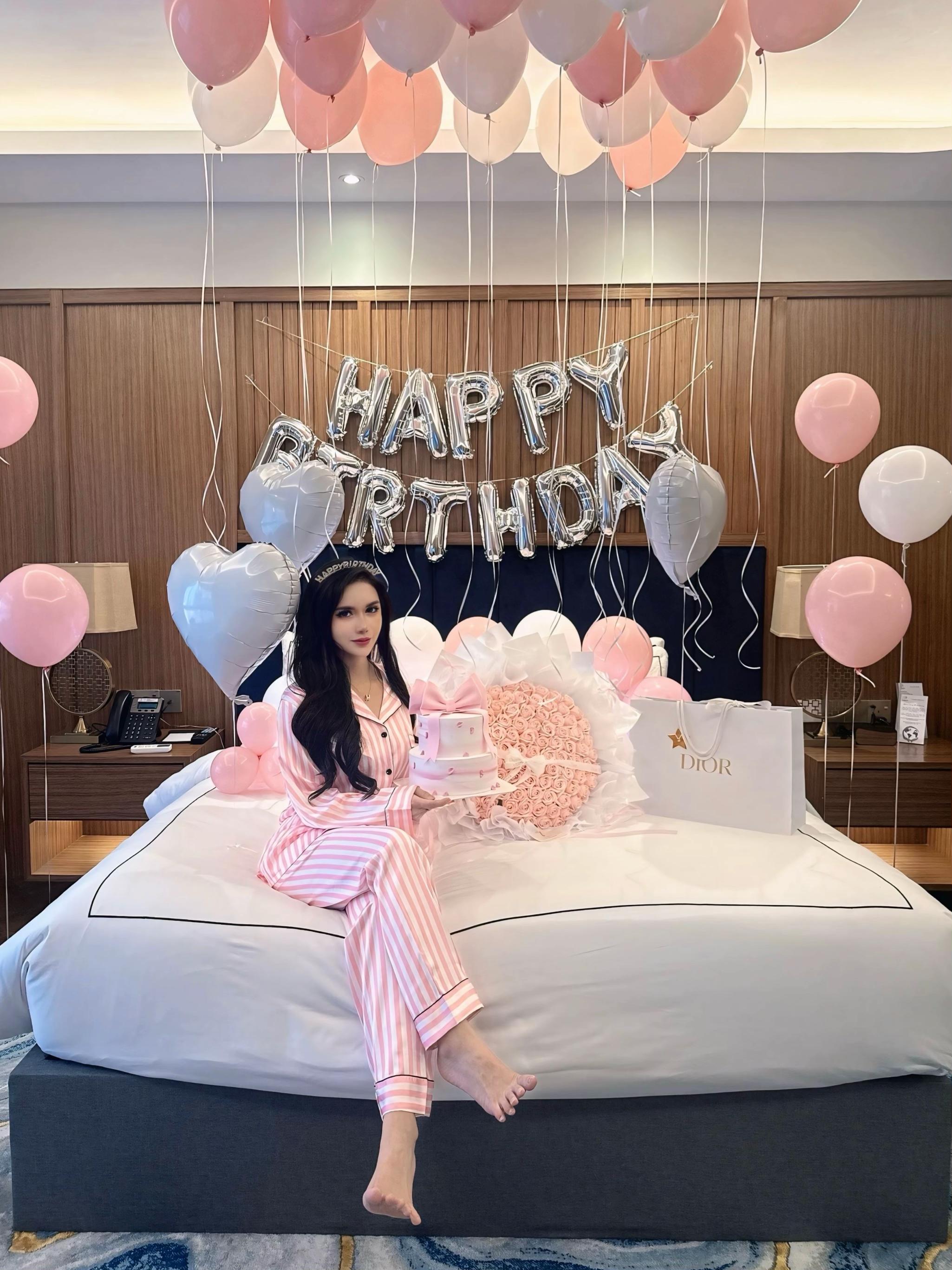 @Alyyss