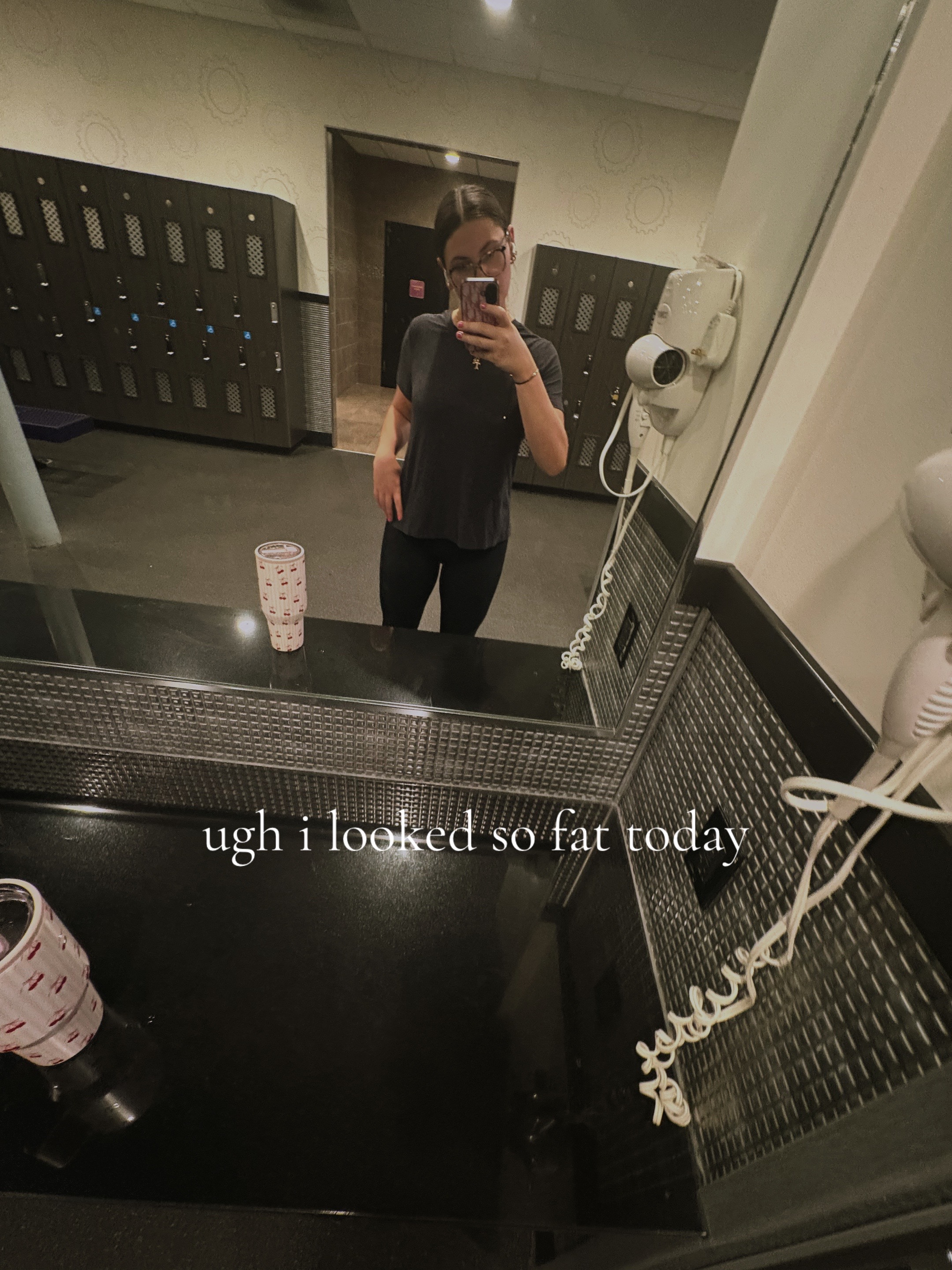 @user493929460
