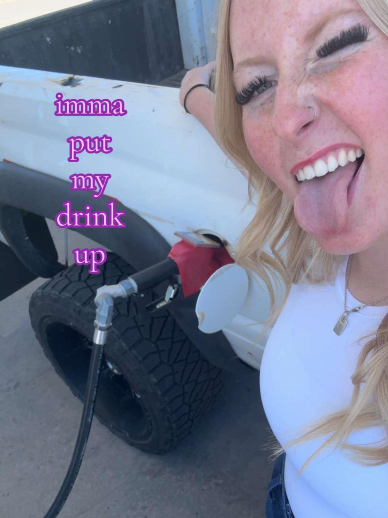 @️🦖🙇🏼&zwj;♀️💦