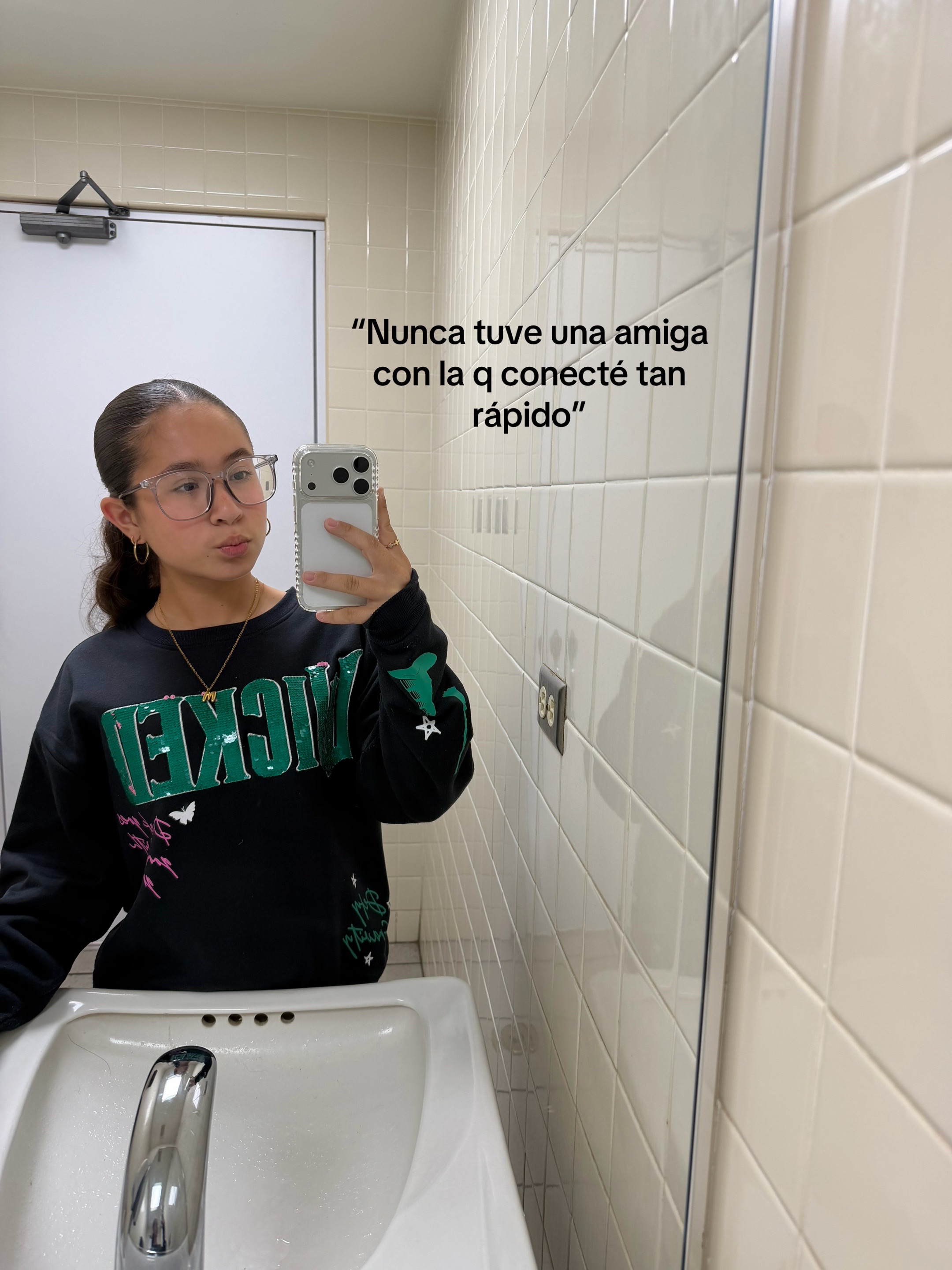 @🐒ophia