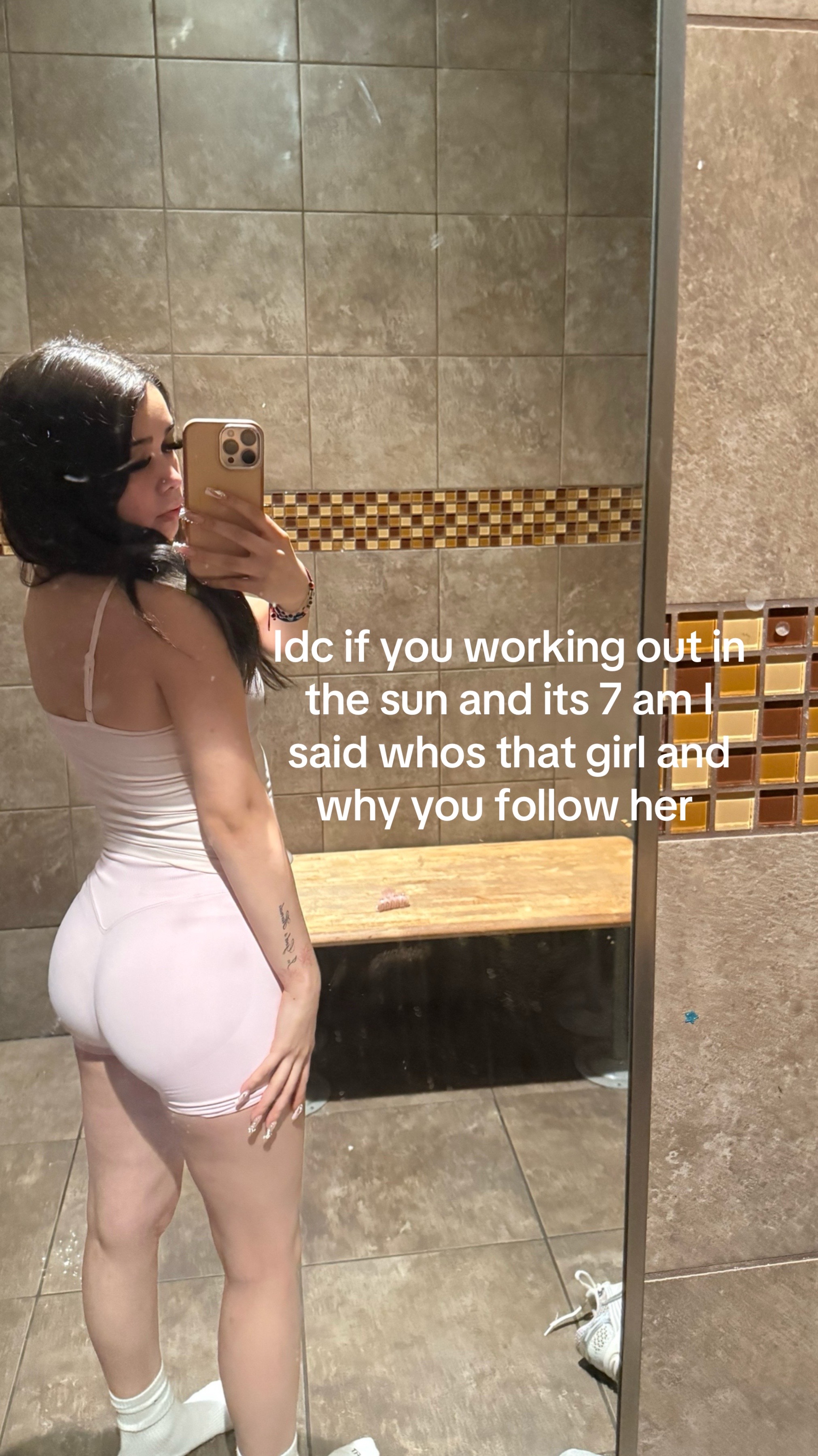 @️