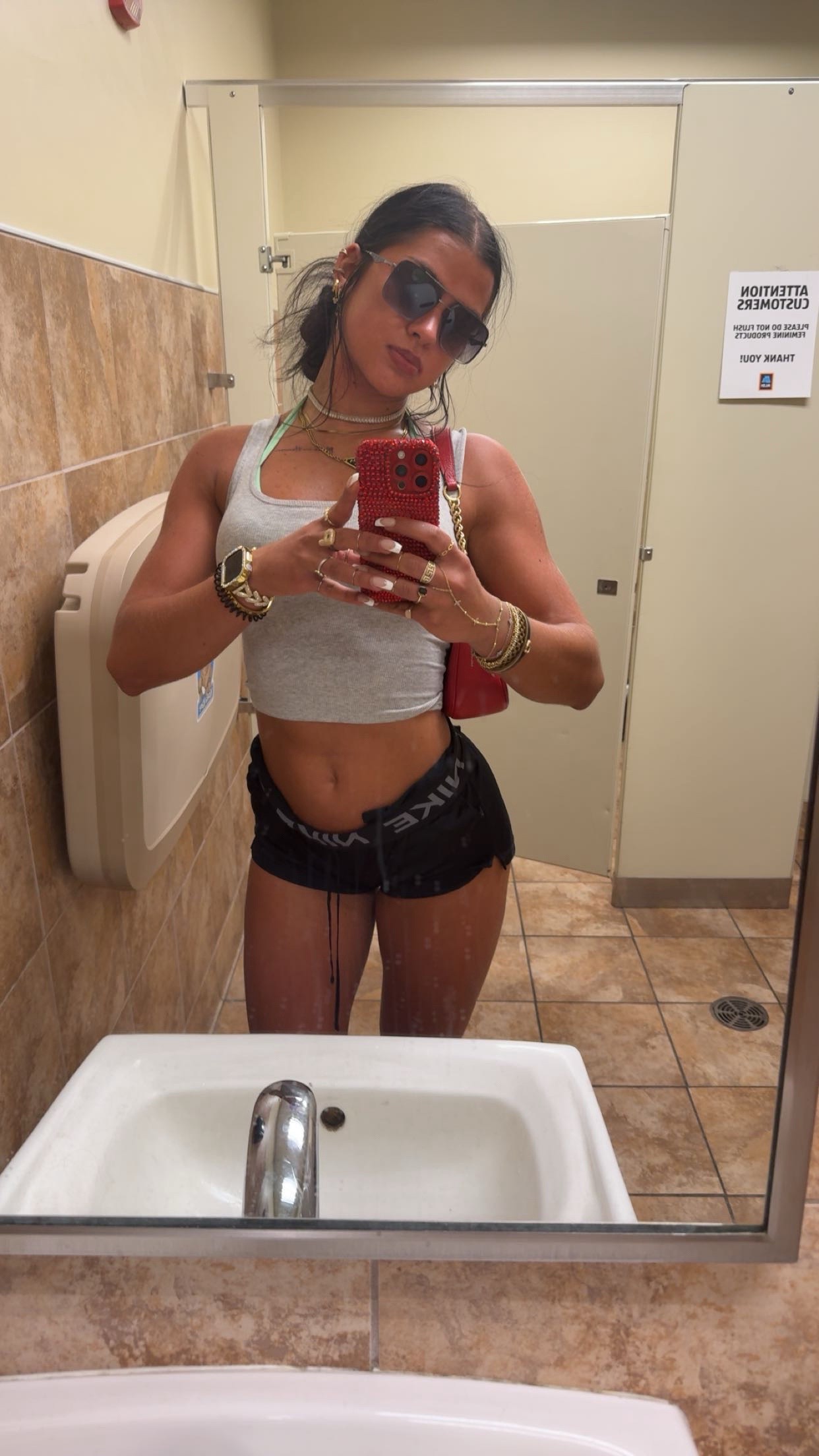 @PaigeLeonard