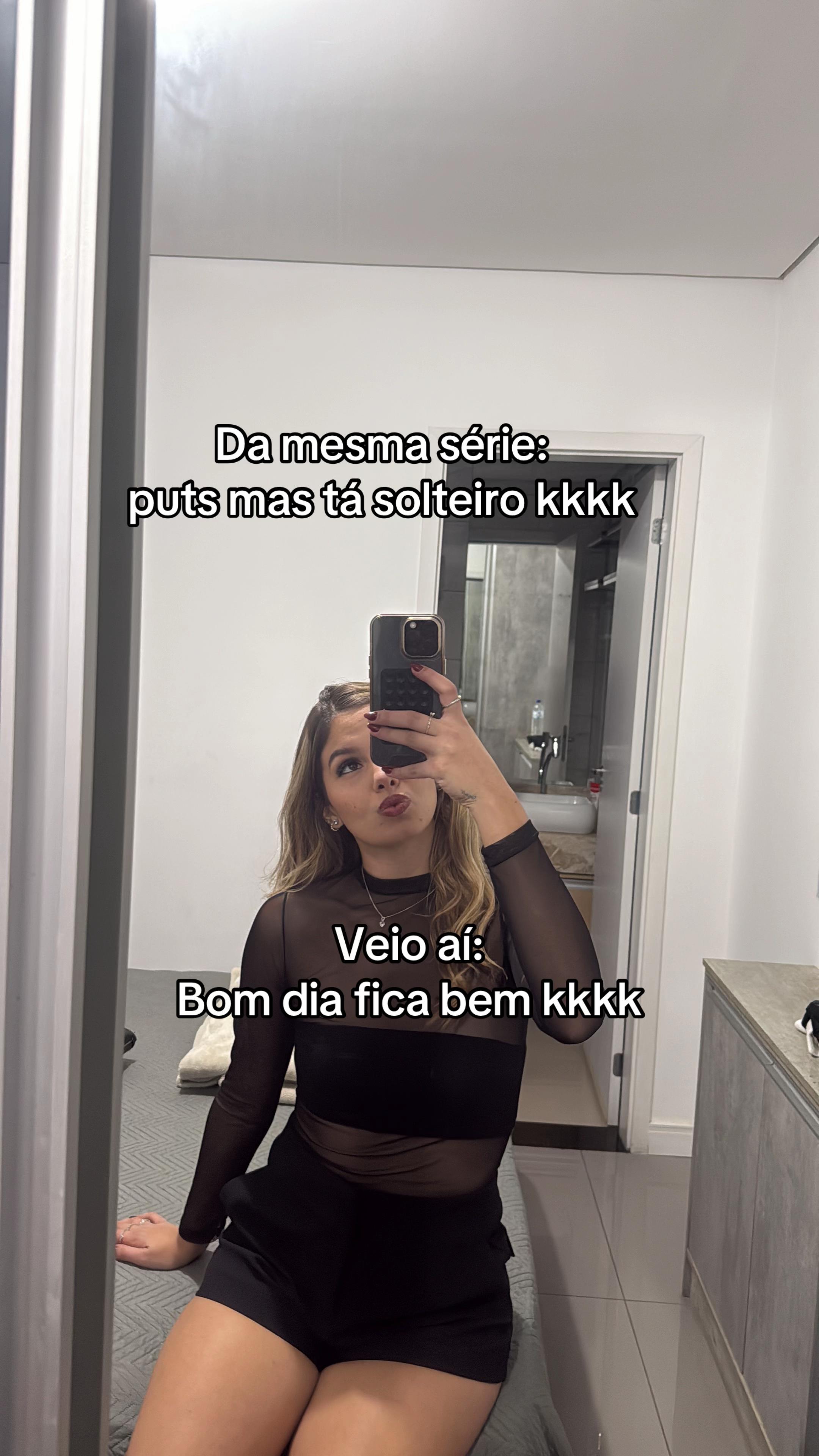 @Laura🪞