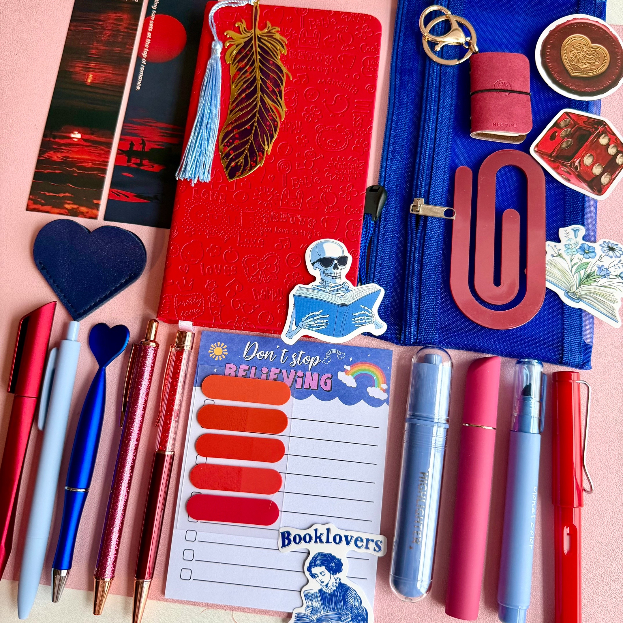 @BOOKISH.BUNDLES ๐