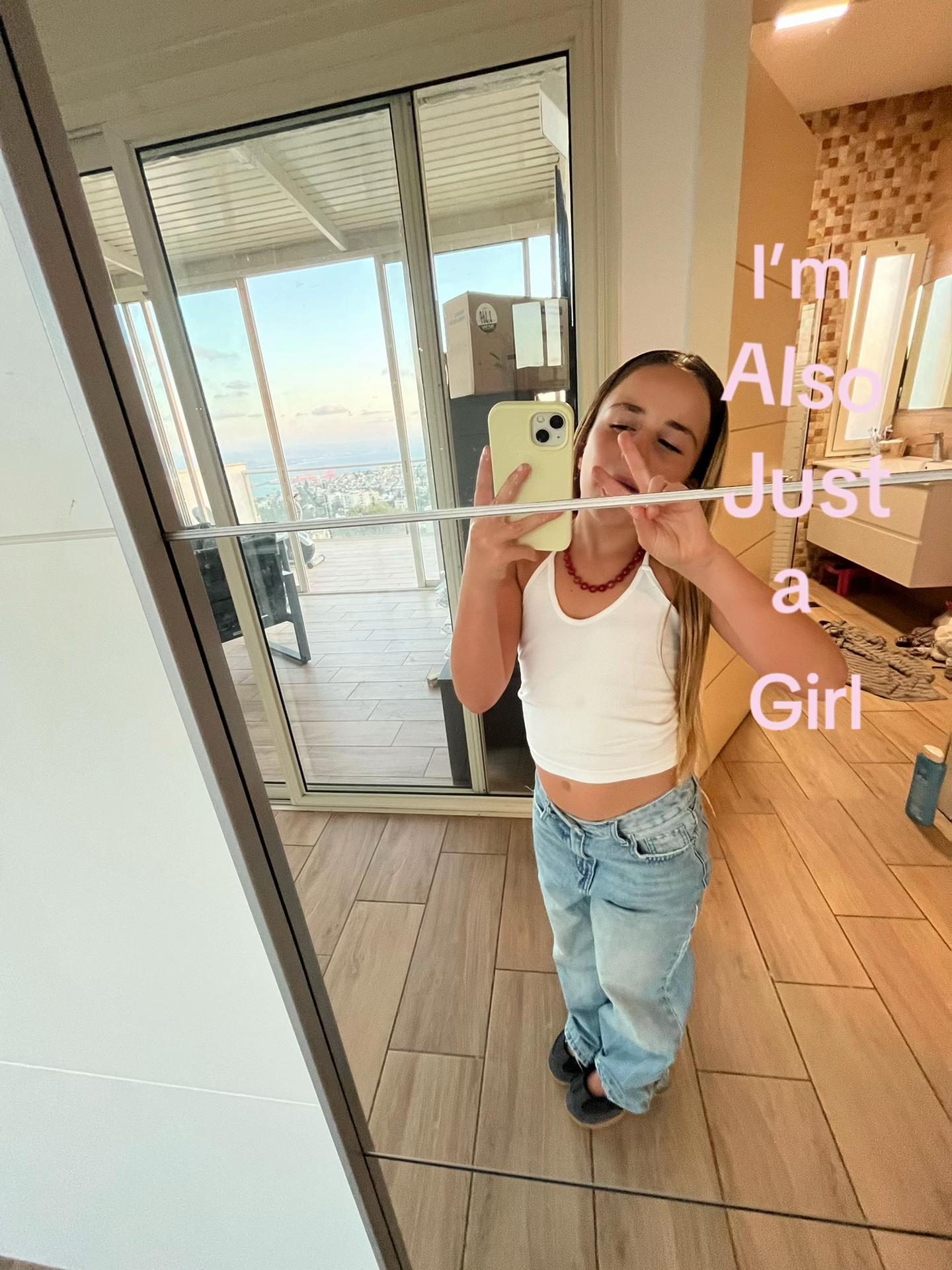 @הספאמיייי🫰🤍✌️🤏