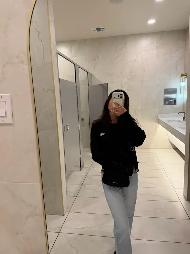 @.ash1ey7