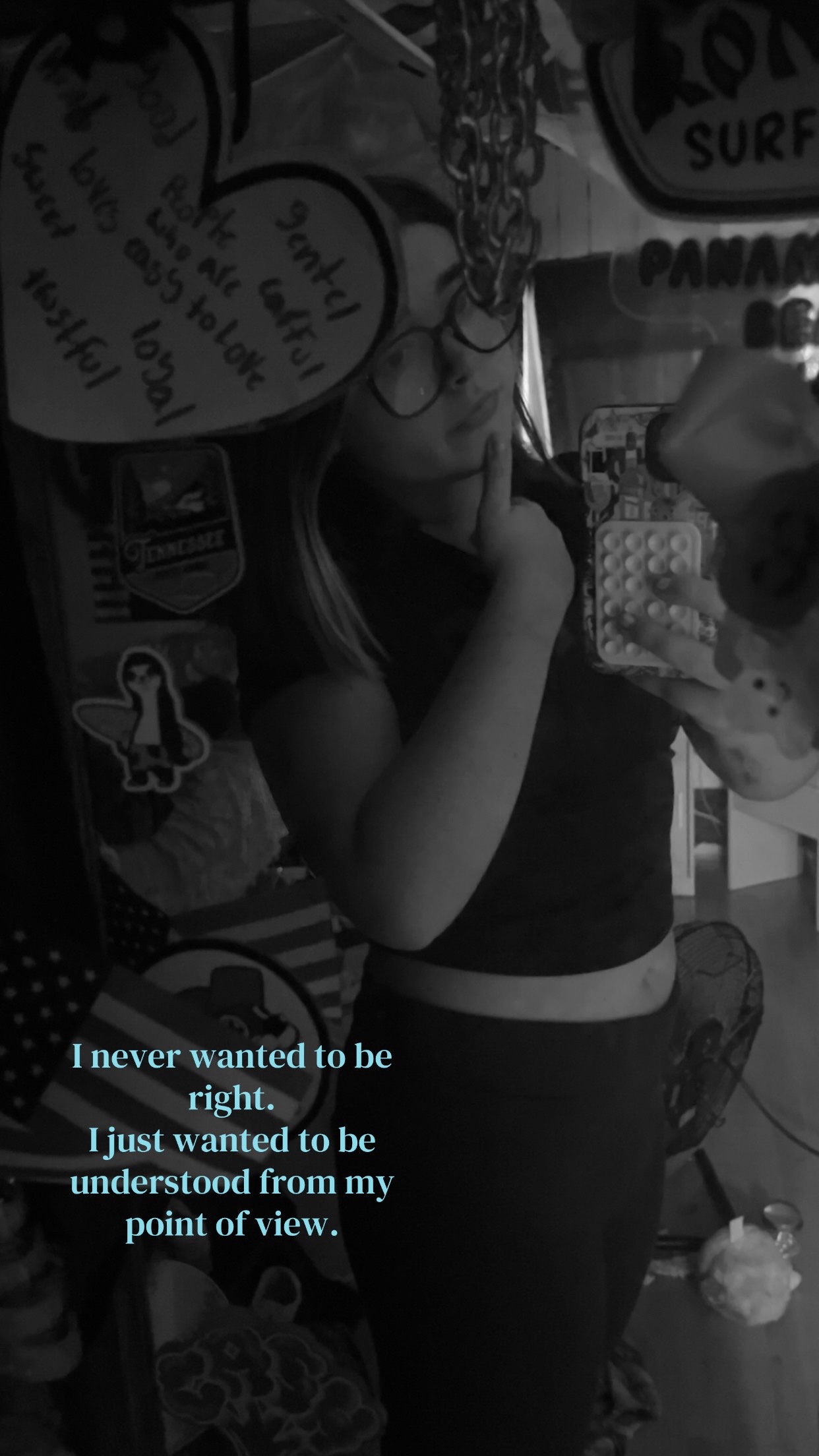 @👻