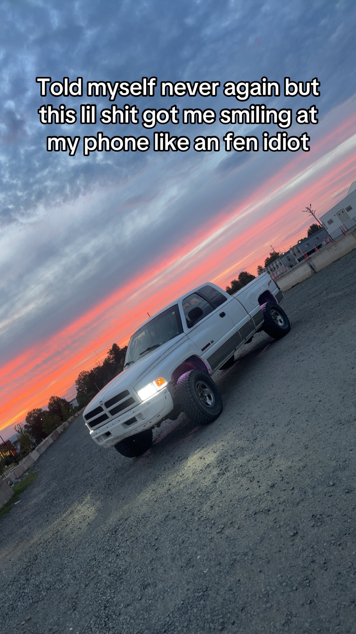 @🤑THAT WHITE 5.2 🤑