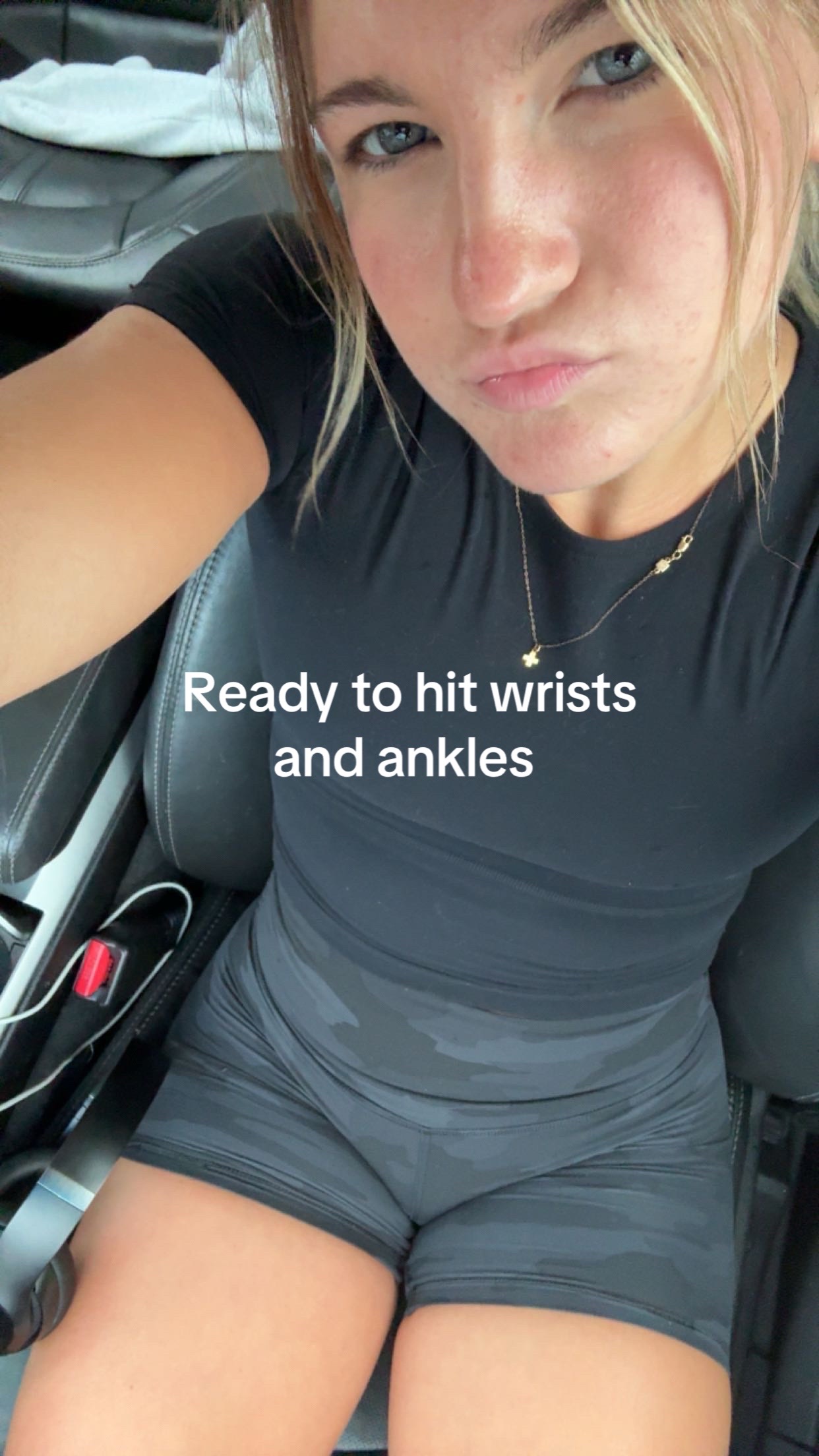 @AnniKanLift
