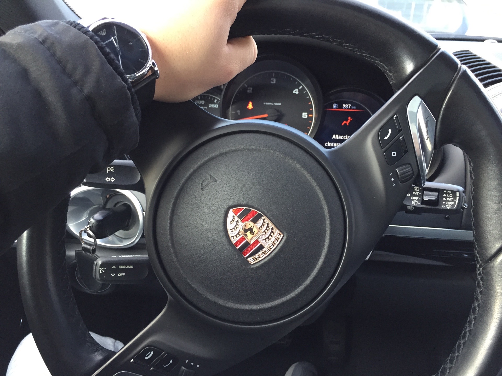 @Avacom