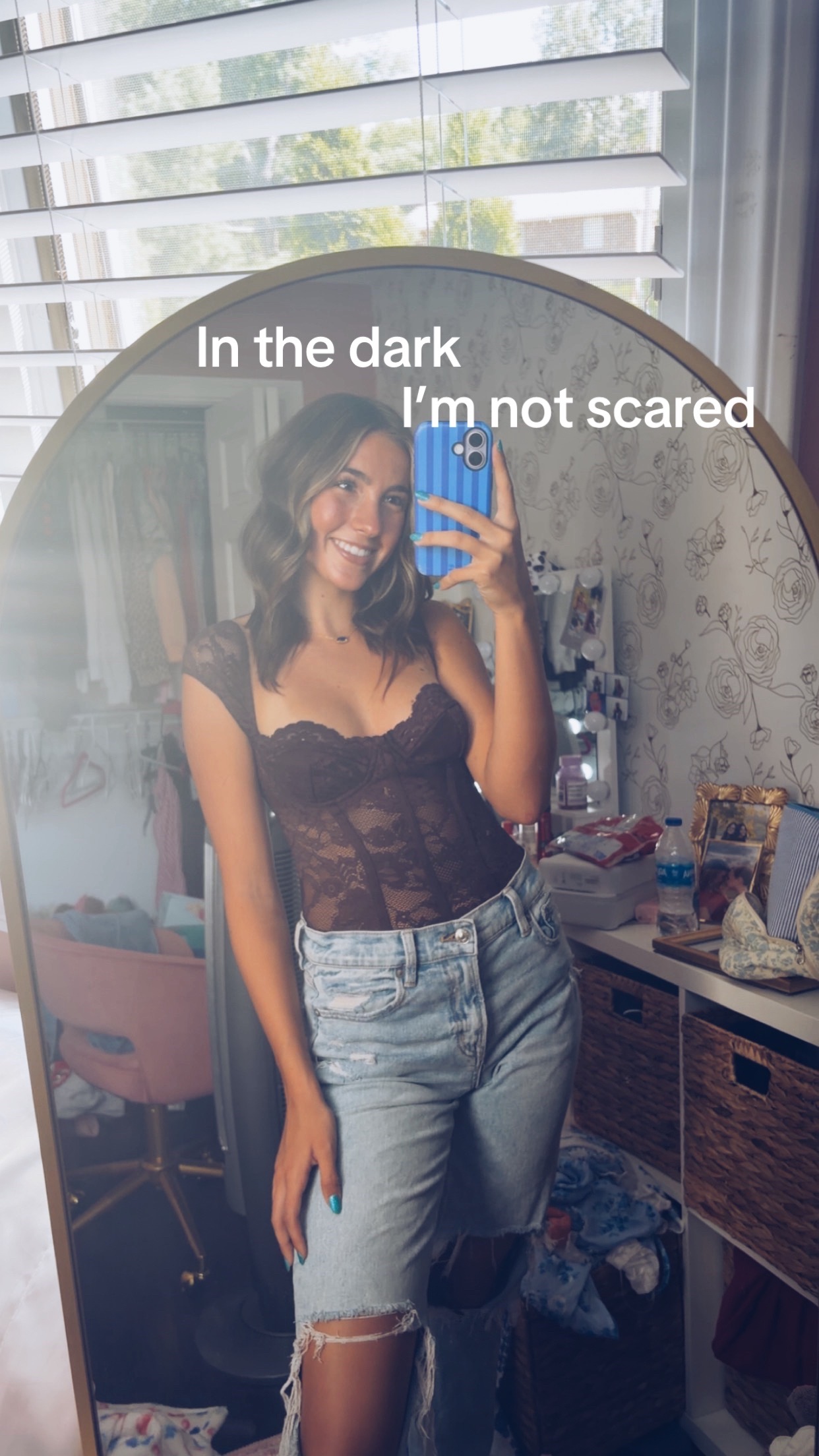 @Elle Jones