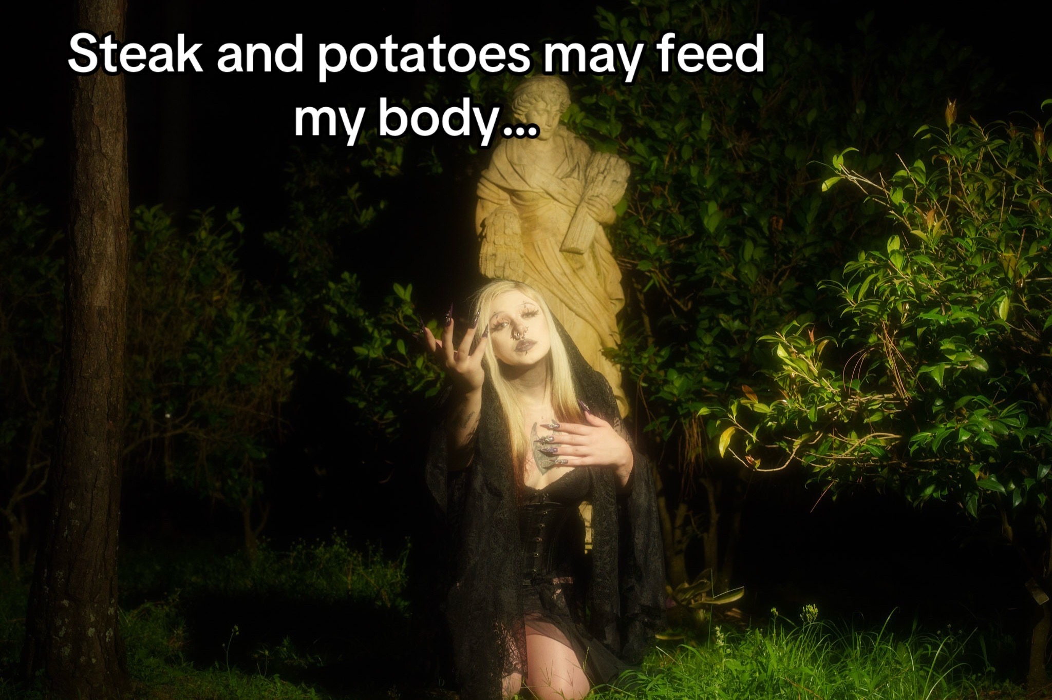 @⛧☾༺ 𝖙𝖗𝖎𝖓 ༻☽⛧
