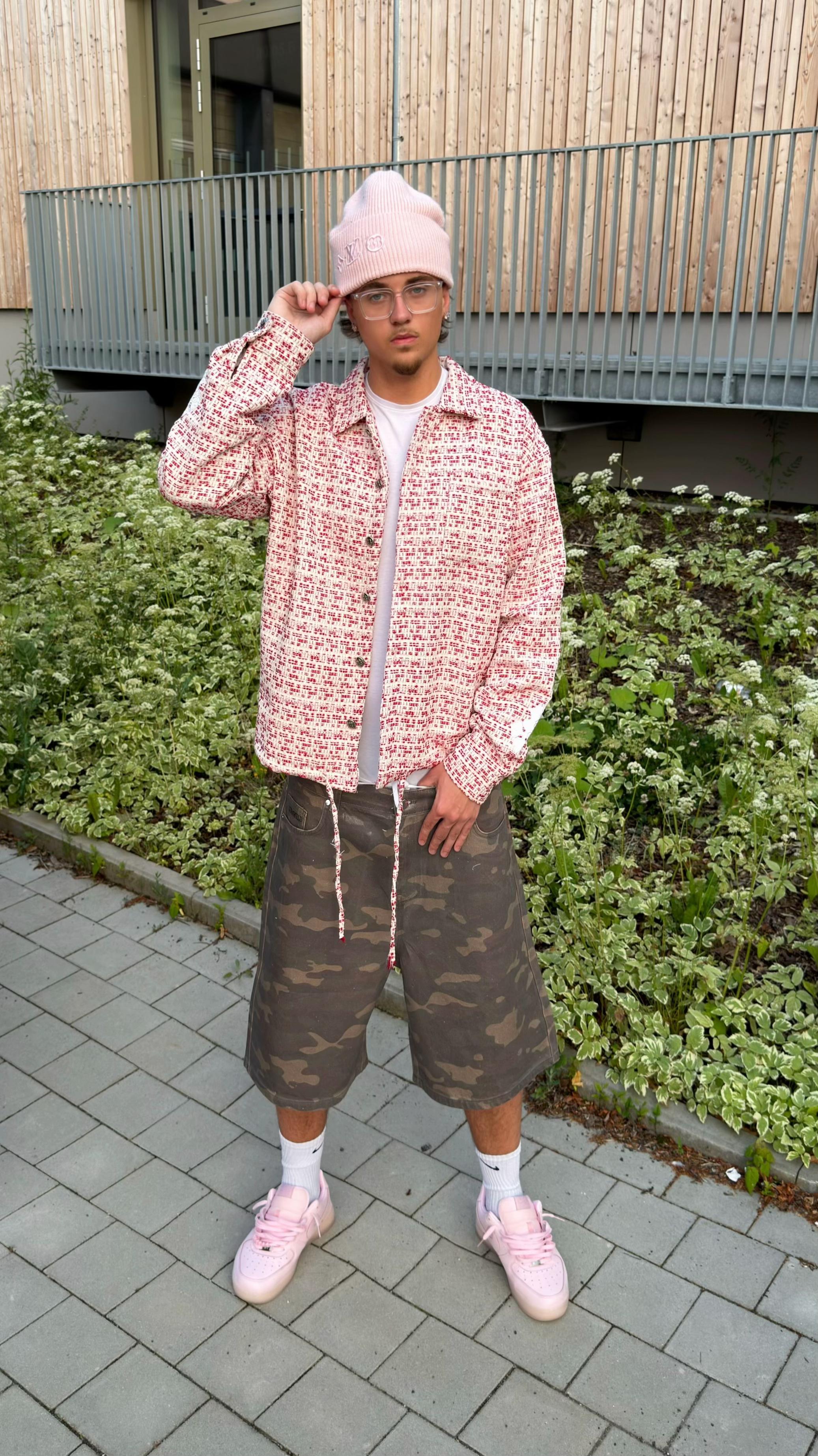 @dstn👨&zwj;🦯&zwj;➡️